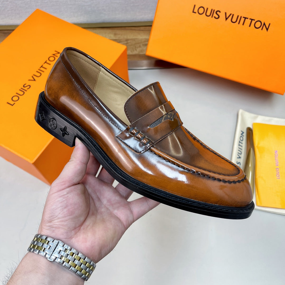 Luxury Italian Leather Dress Shoes – Premium Calf Patent Leather, Handcrafted Quality 35