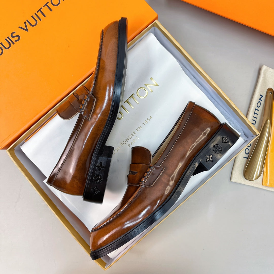 Luxury Italian Leather Dress Shoes – Premium Calf Patent Leather, Handcrafted Quality 35