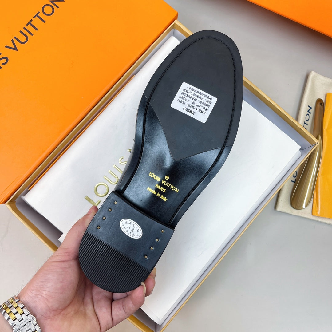 Luxury Italian Leather Dress Shoes – Premium Calf Patent Leather, Handcrafted Quality 36