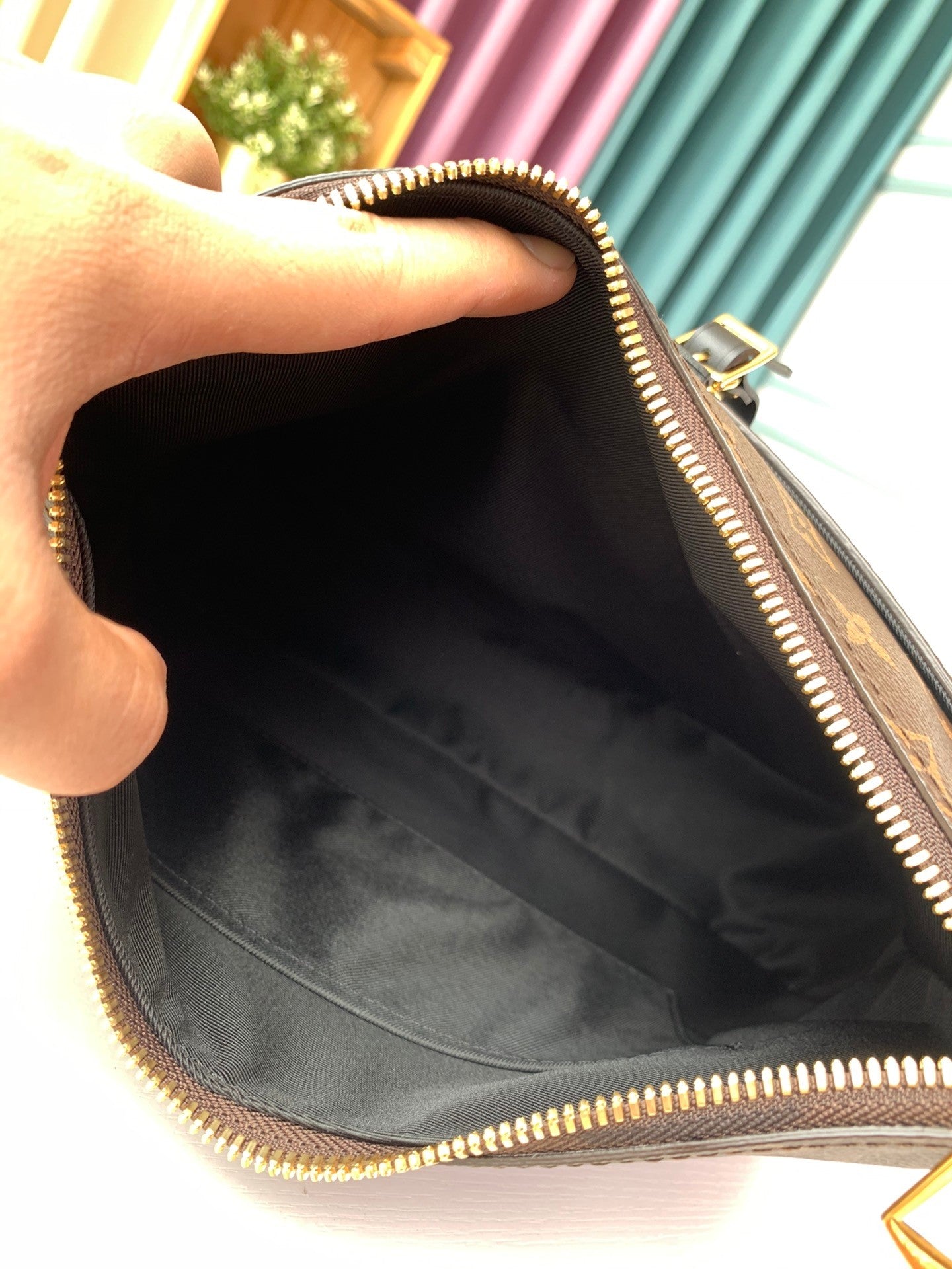Louis Vuitton women's bags 91