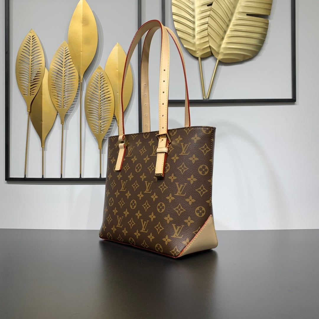 Louis Vuitton women's bags 94