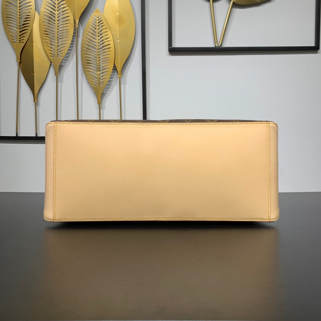 Louis Vuitton women's bags 95