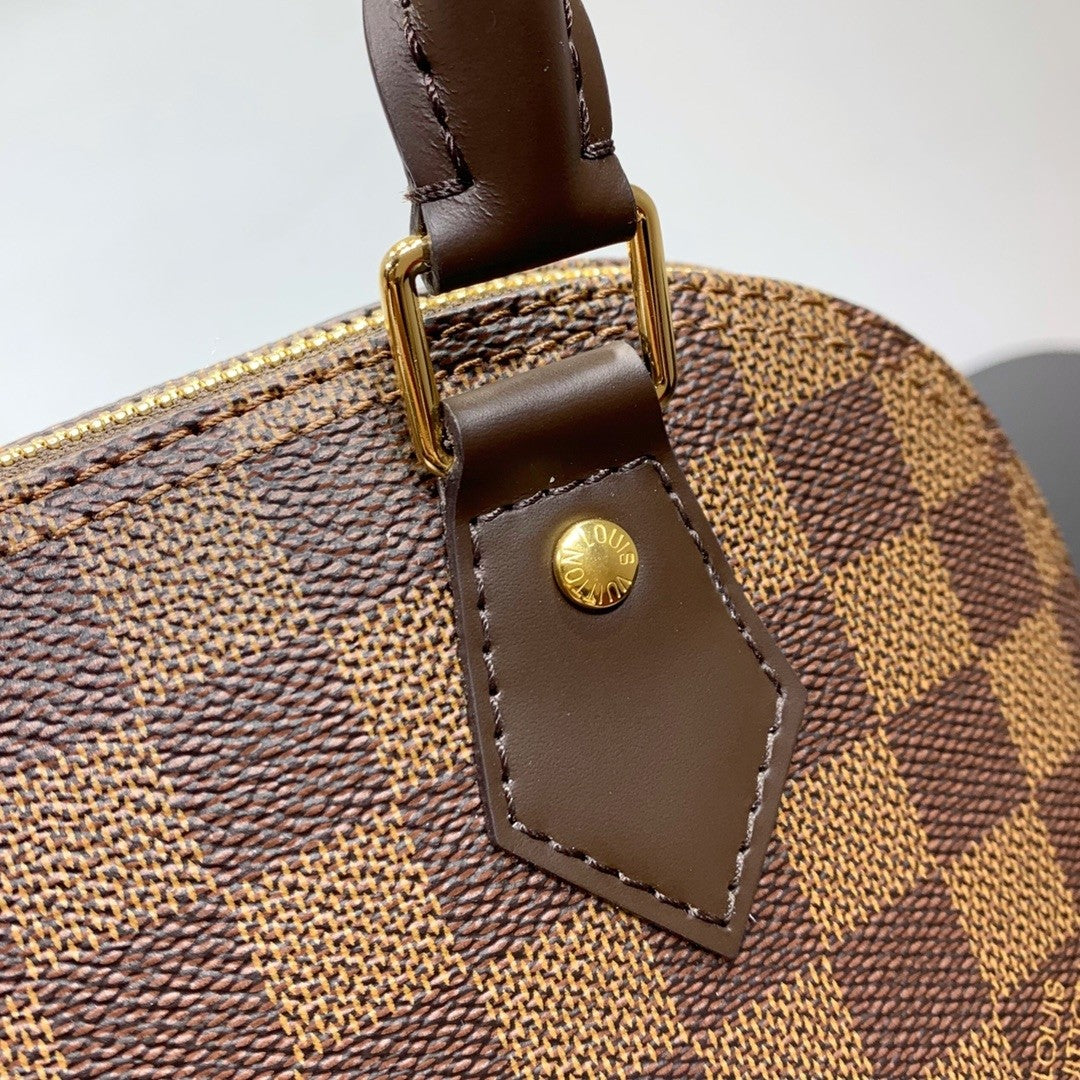 Louis Vuitton women's bags 97