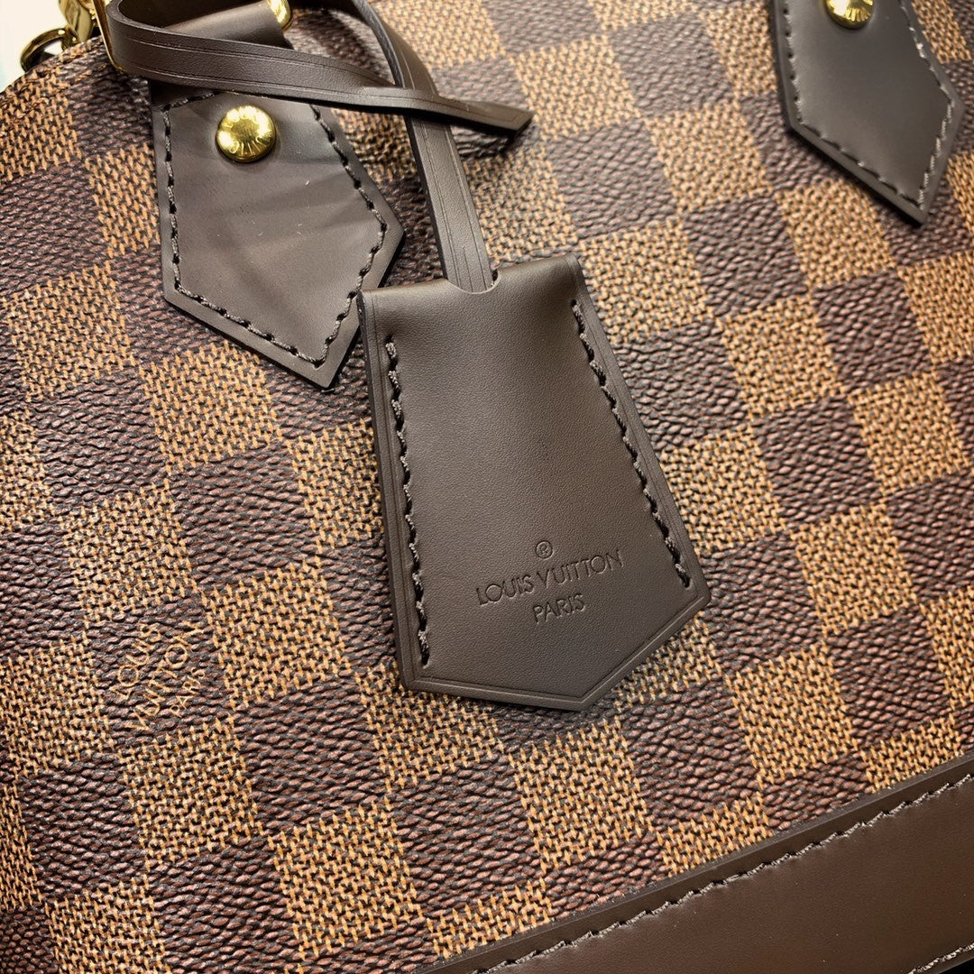 Louis Vuitton women's bags 97