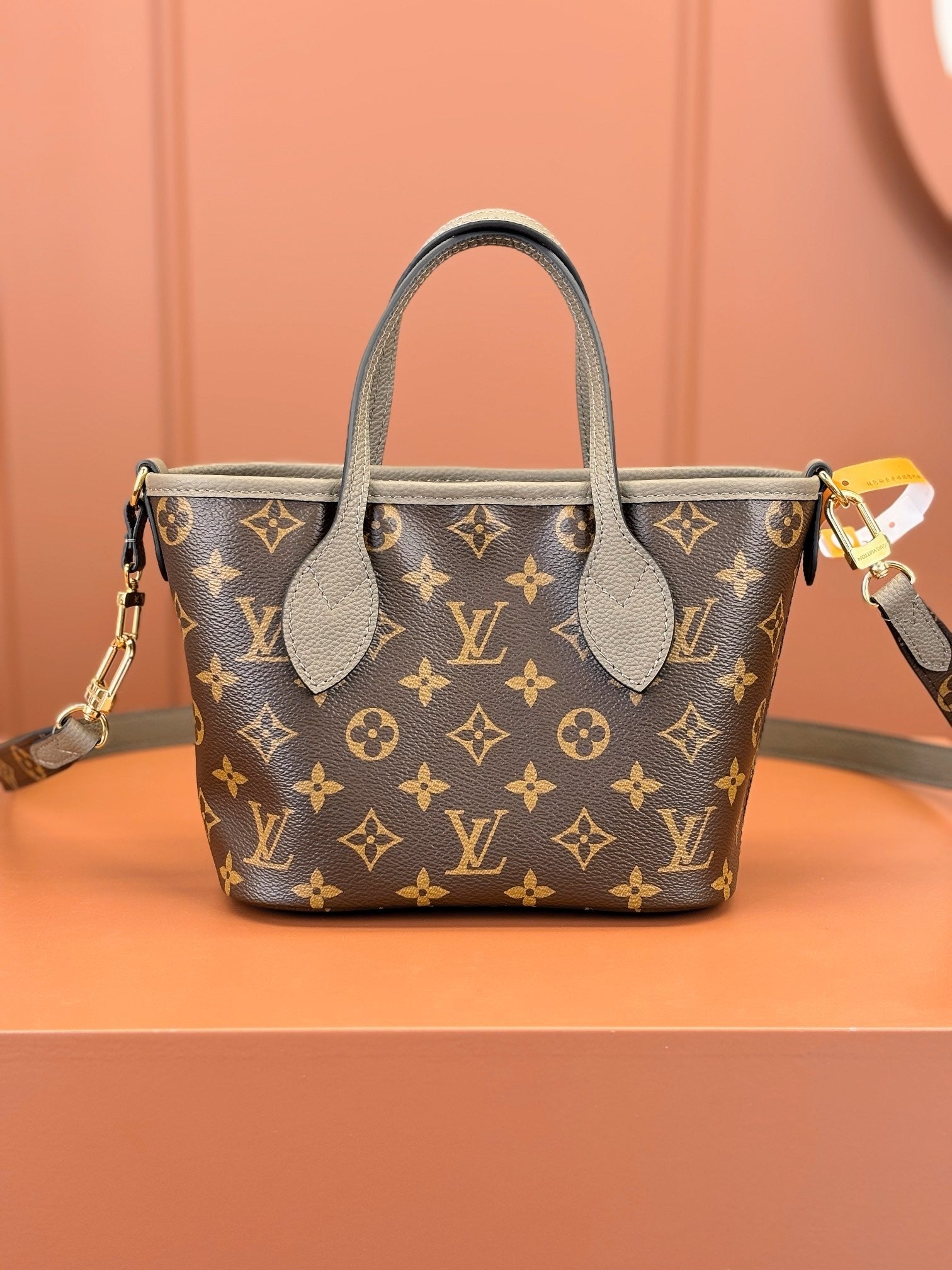 Louis Vuitton women's bags 98