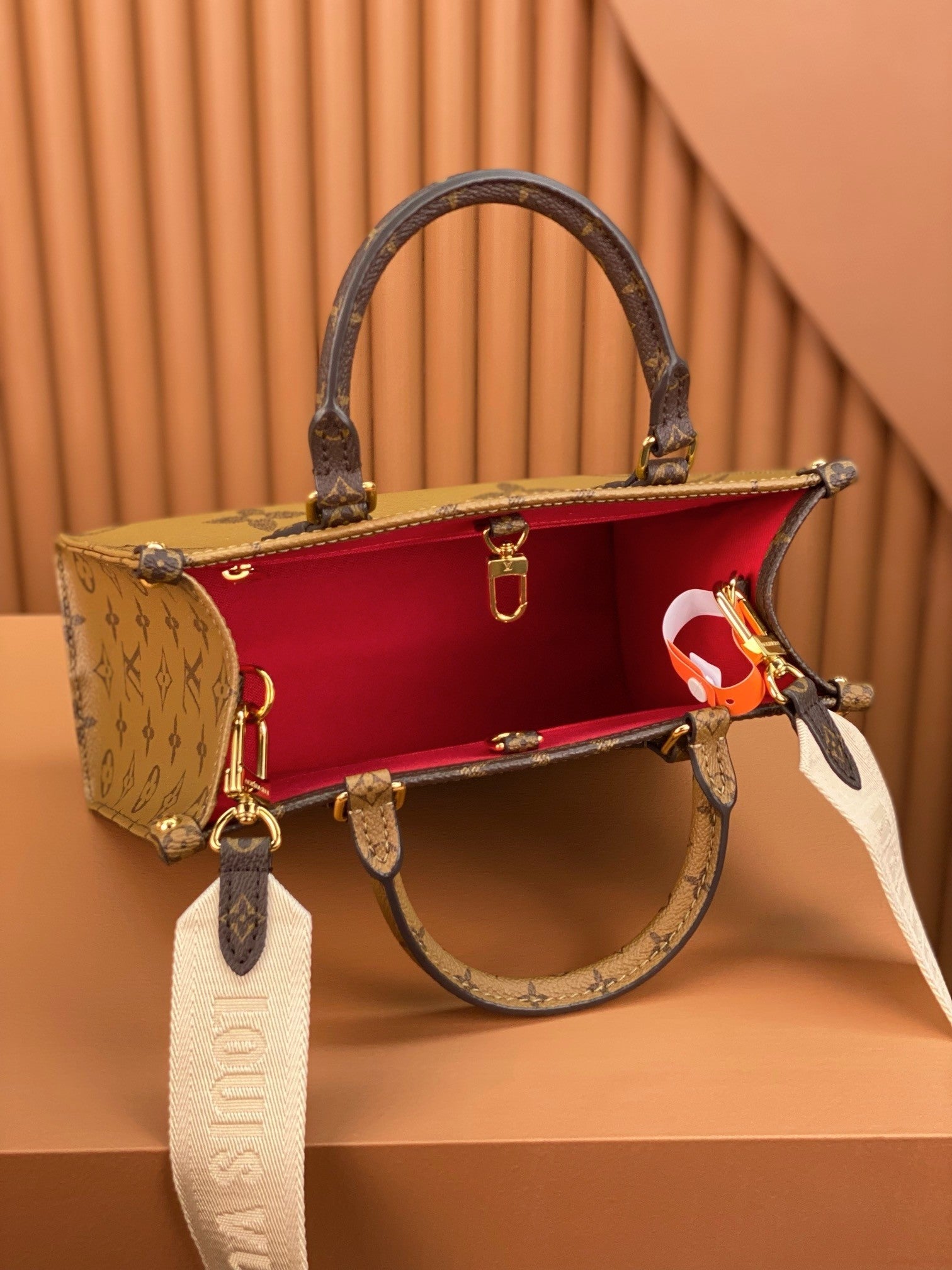 Louis Vuitton women's bags 112