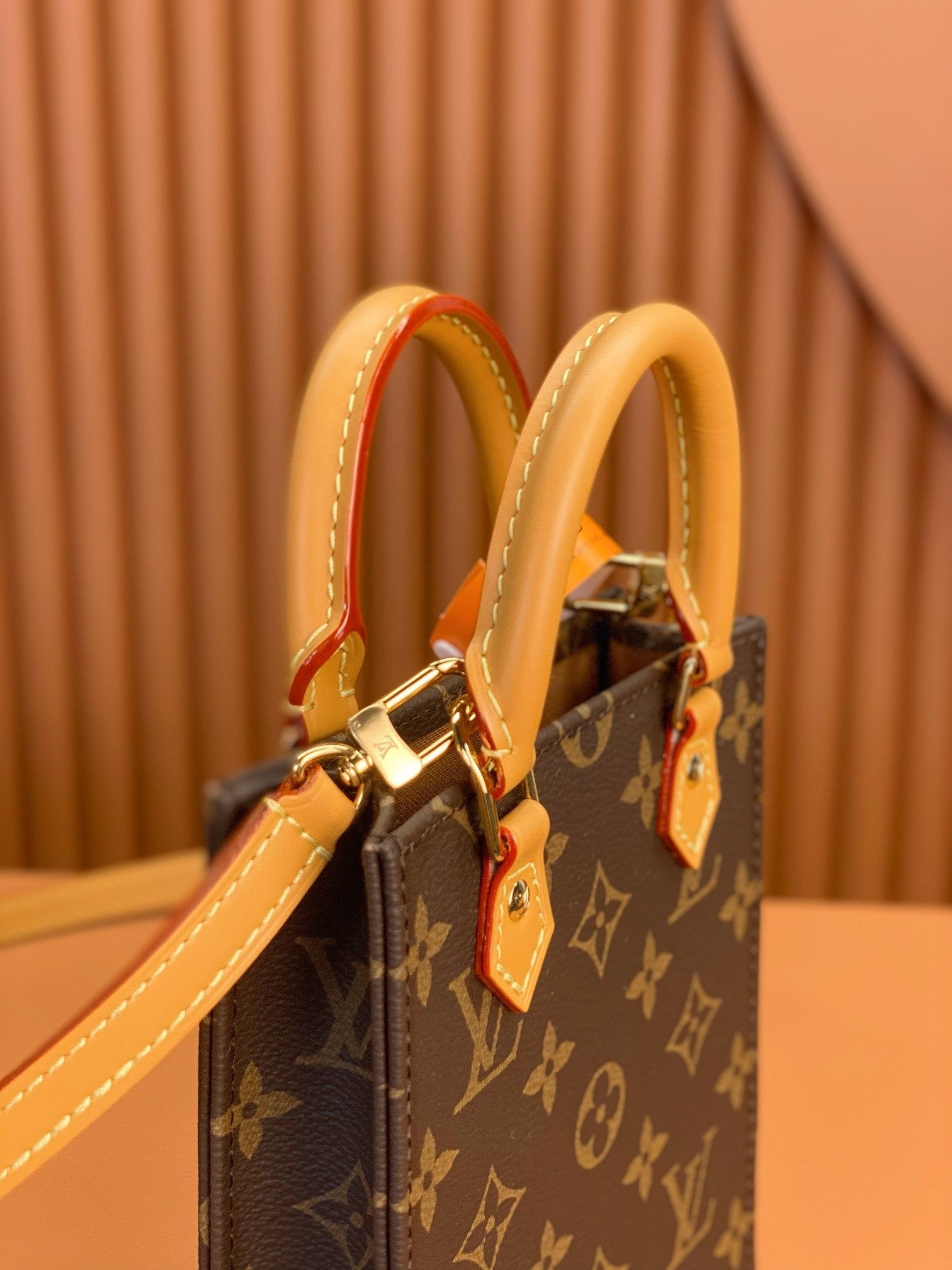 Louis Vuitton women's bags 114