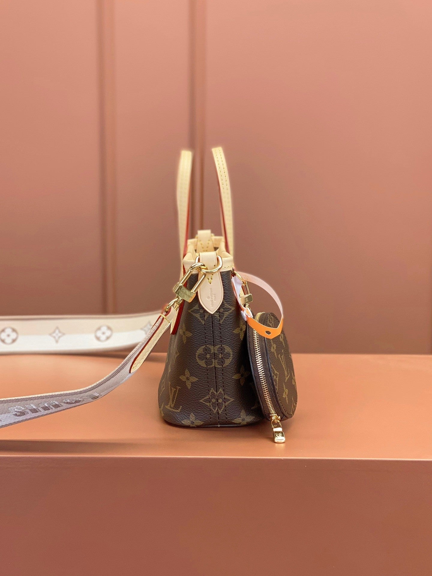 Louis Vuitton women's bags 116