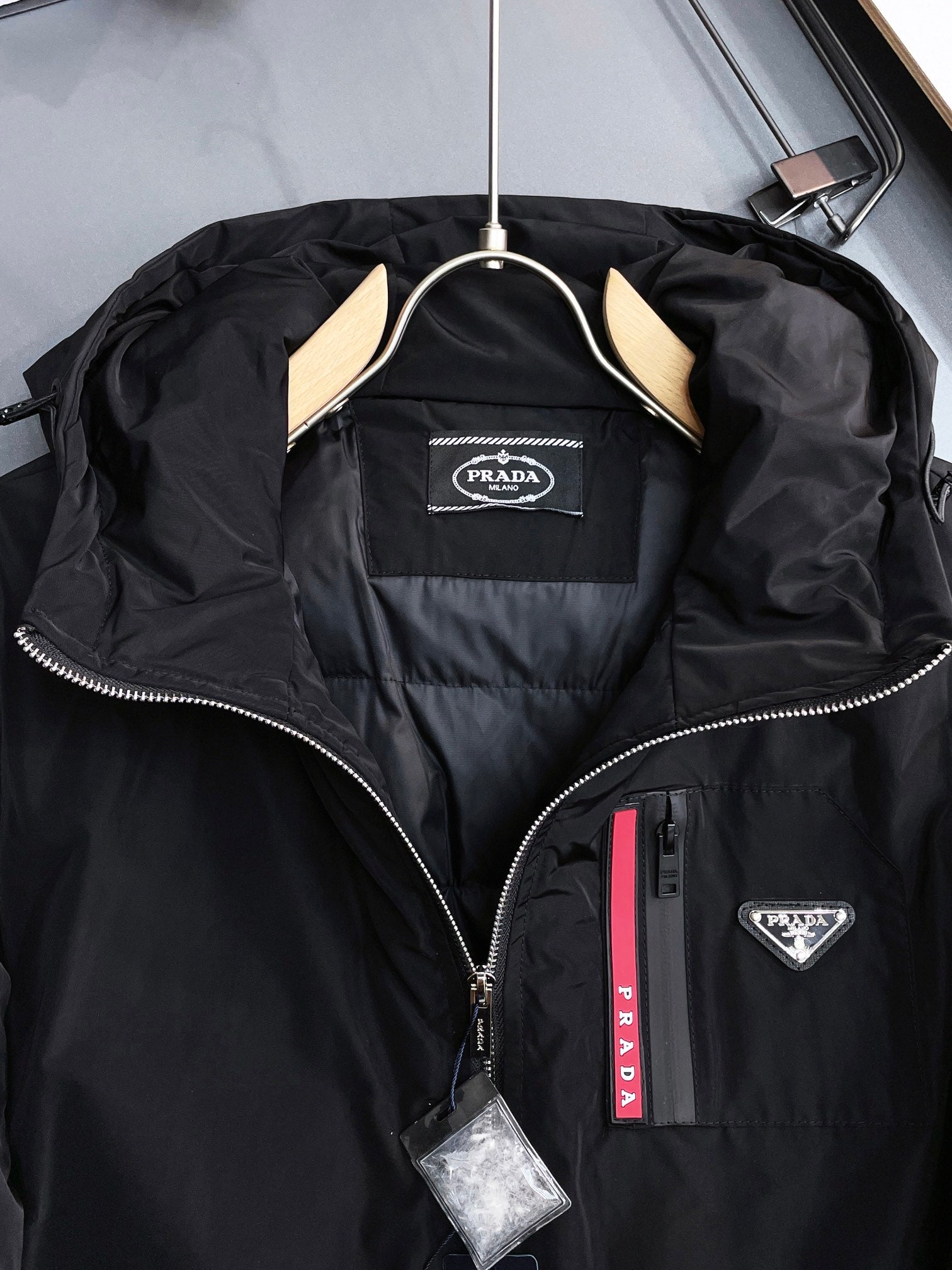 PRADA 2024 FW Premium Goose Down Jacket | Colorblock Design | Unisex | M–3XL