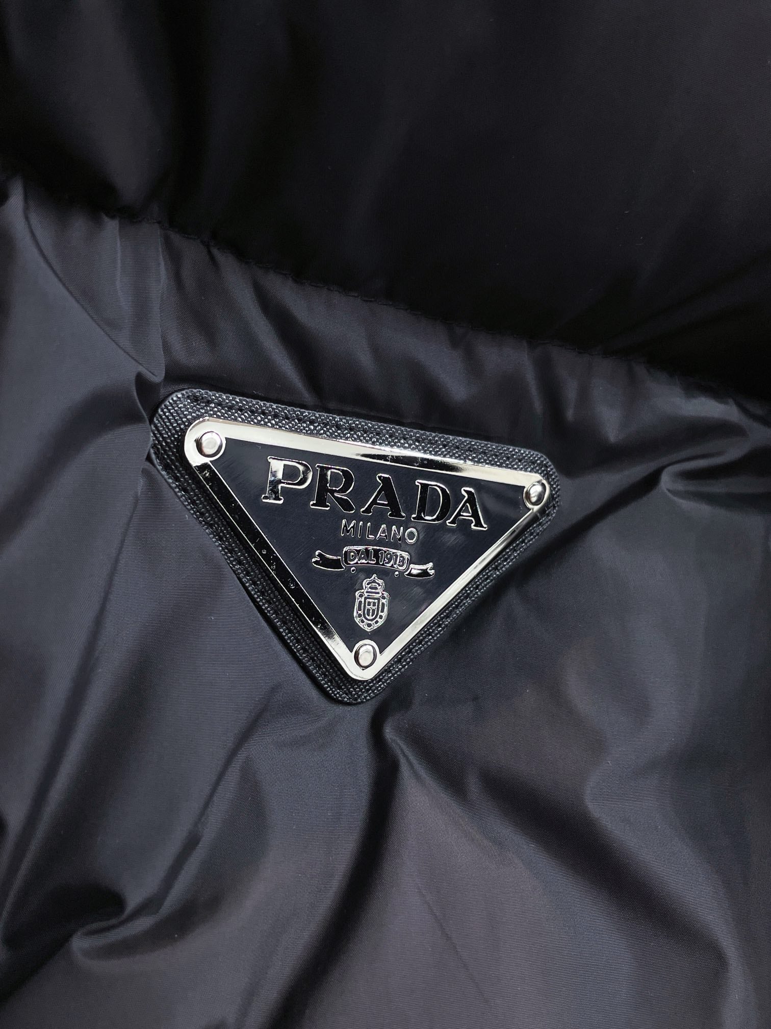 PRADA 2024 FW Premium Goose Down Jacket | Colorblock Design | Unisex | M–3XL