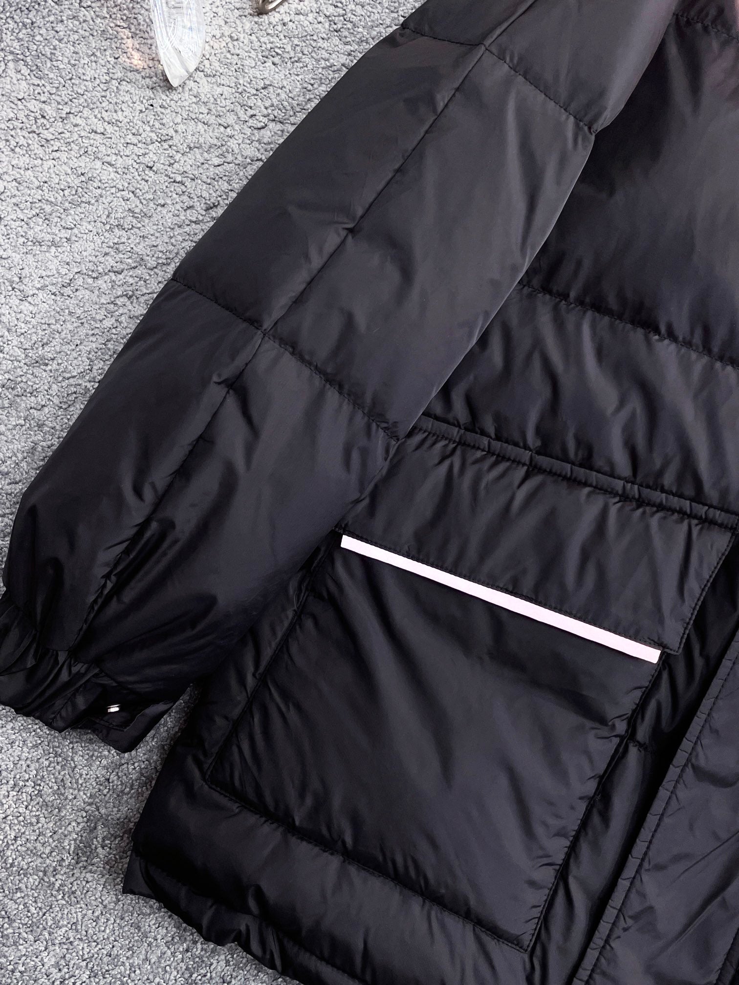 PRADA 2024 FW Premium Goose Down Jacket | Colorblock Design | Unisex | M–3XL