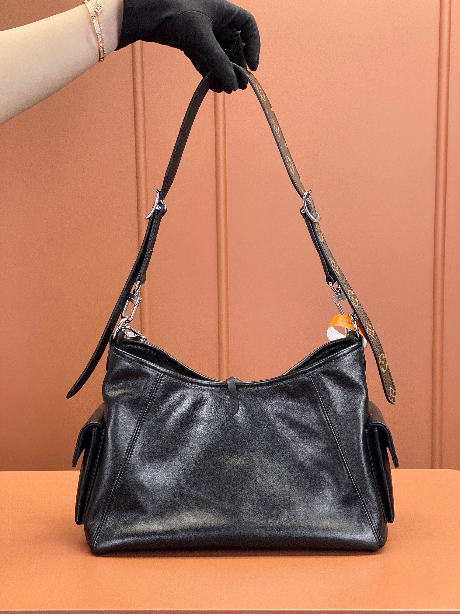 Louis Vuitton women's bags 118