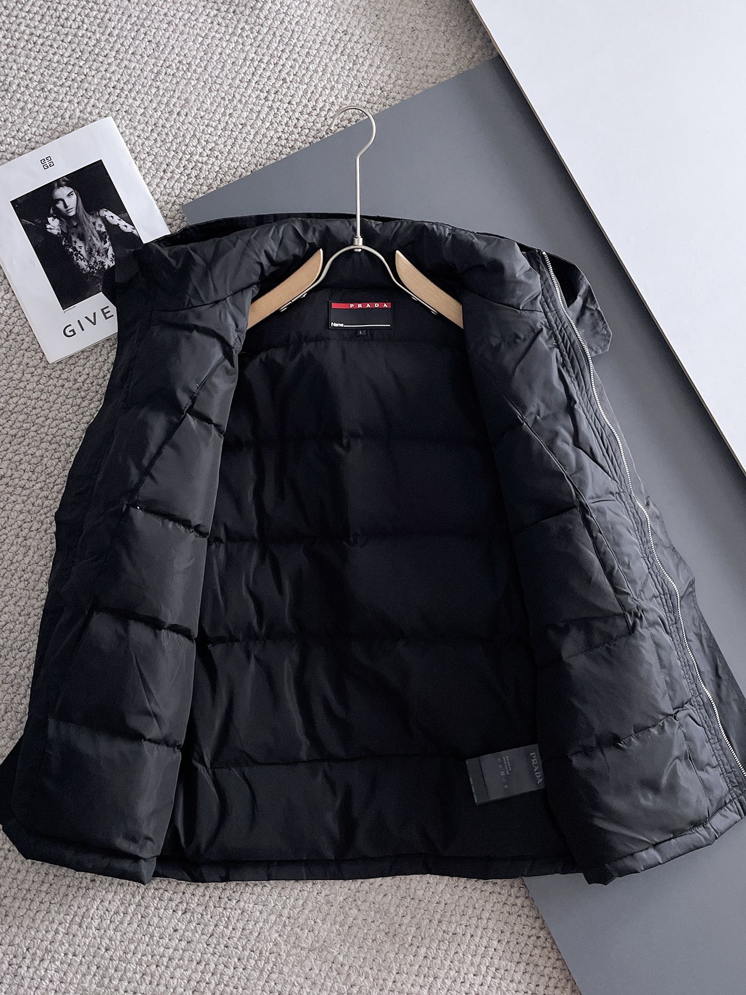 PRADA 2024 FW Premium Goose Down Jacket | Colorblock Design | Unisex | M–3XL