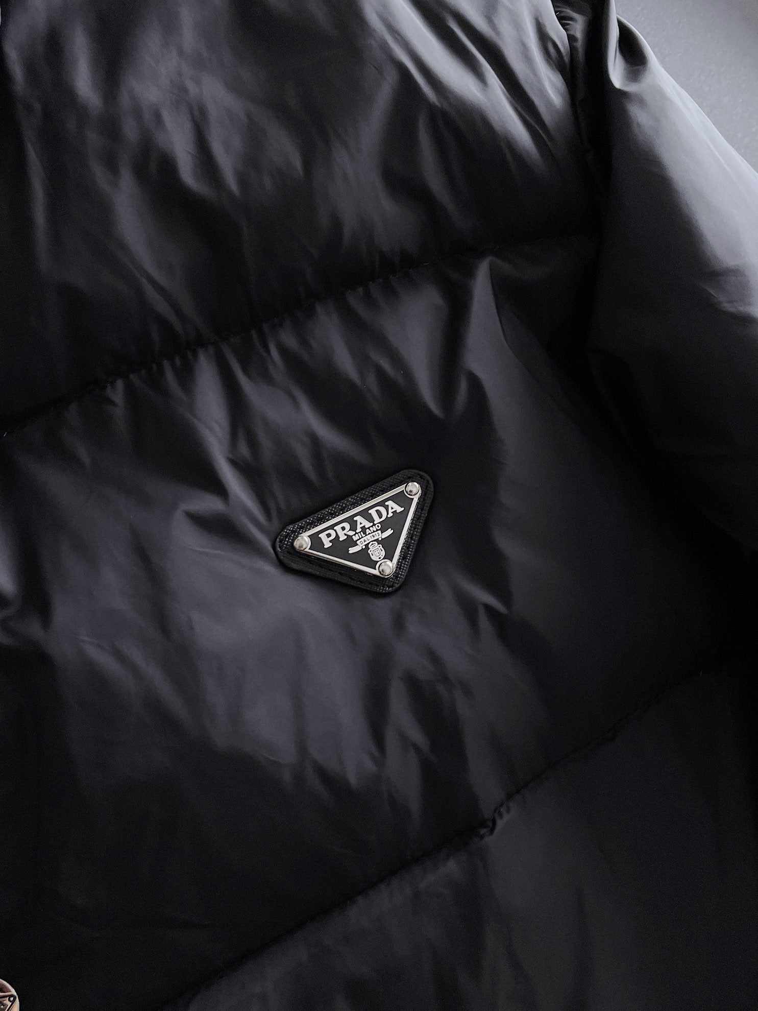 PRADA 2024 FW Premium Goose Down Jacket | Colorblock Design | Unisex | M–3XL