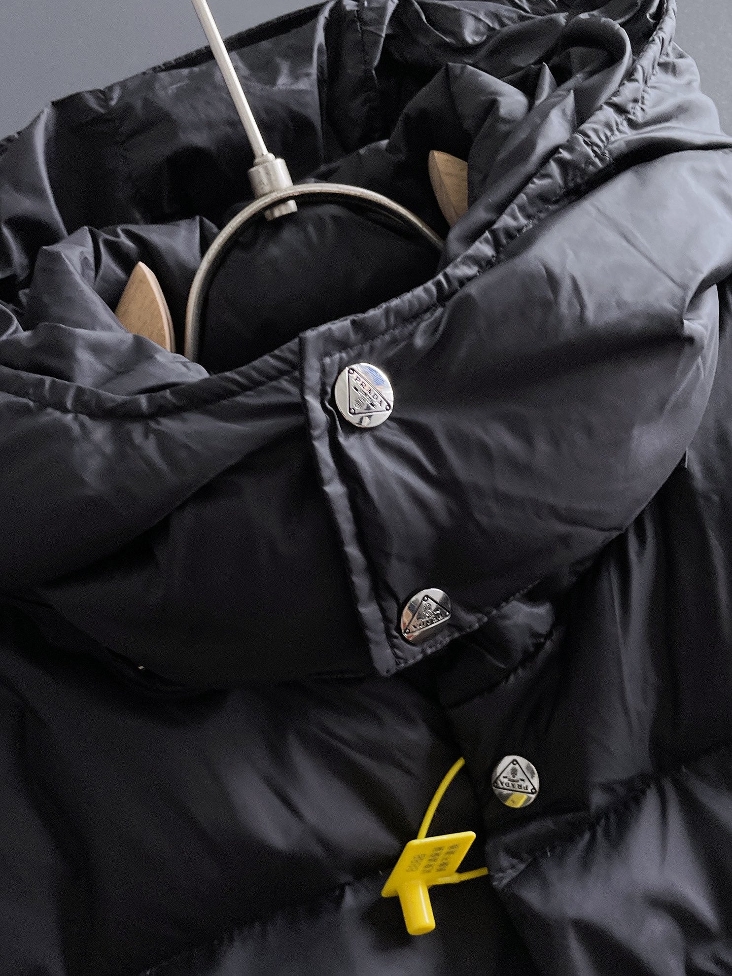PRADA 2024 FW Premium Goose Down Jacket | Colorblock Design | Unisex | M–3XL