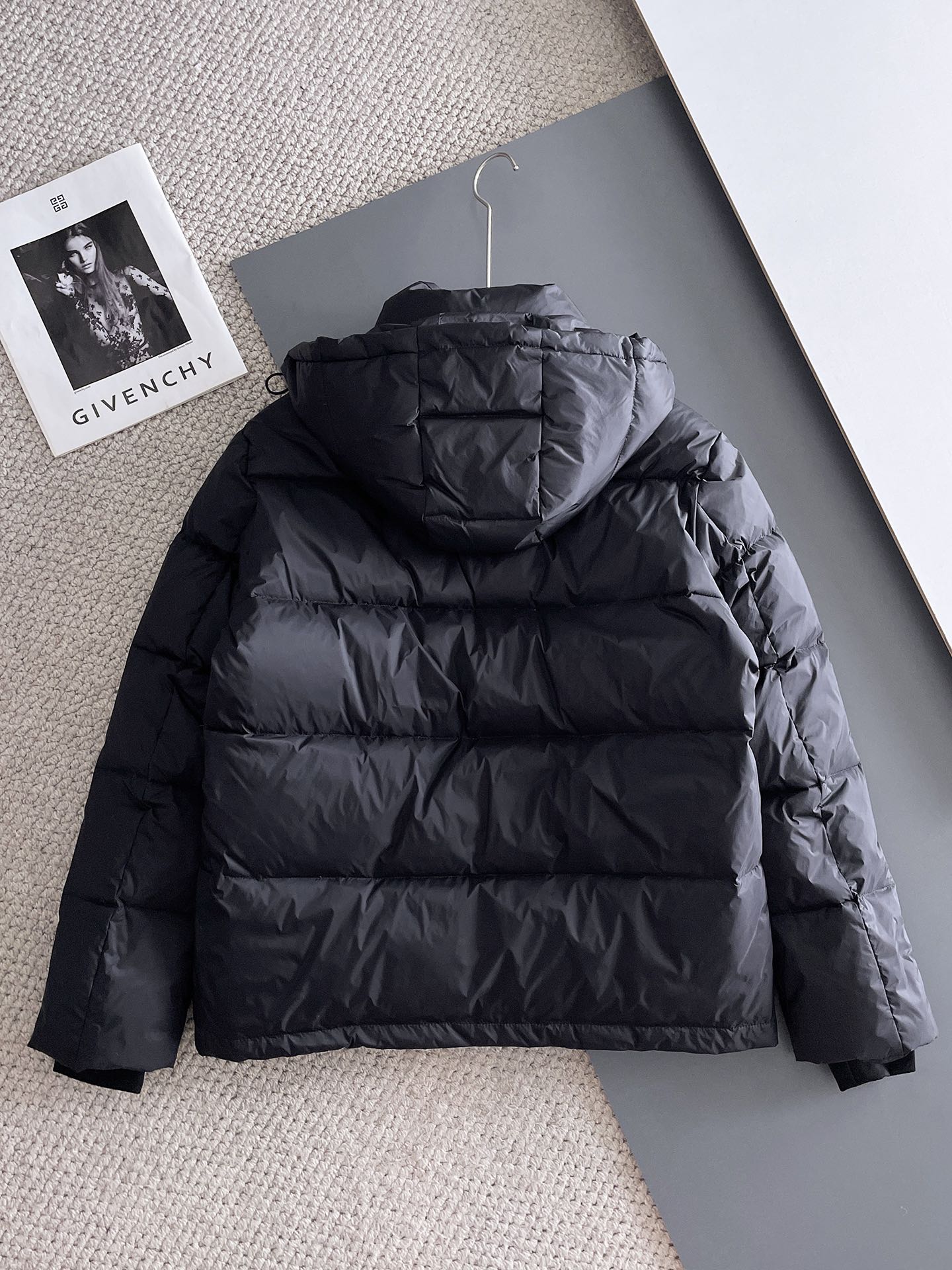 PRADA 2024 FW Premium Goose Down Jacket | Colorblock Design | Unisex | M–3XL