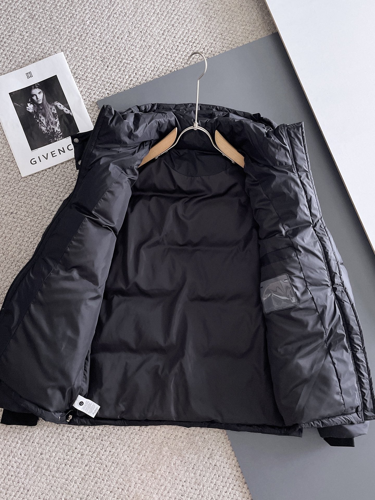 PRADA 2024 FW Premium Goose Down Jacket | Colorblock Design | Unisex | M–3XL