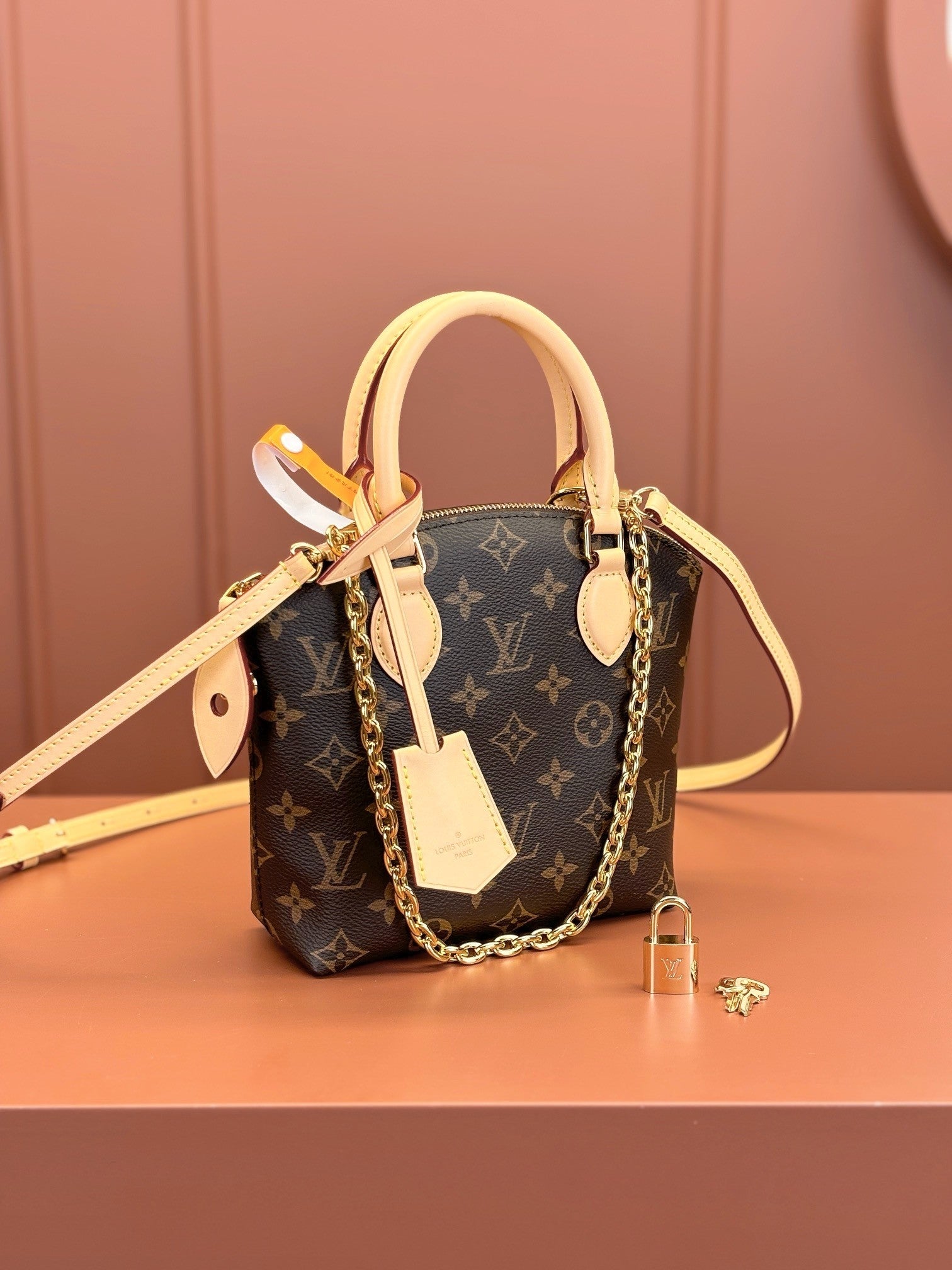 Louis Vuitton women's bags 122