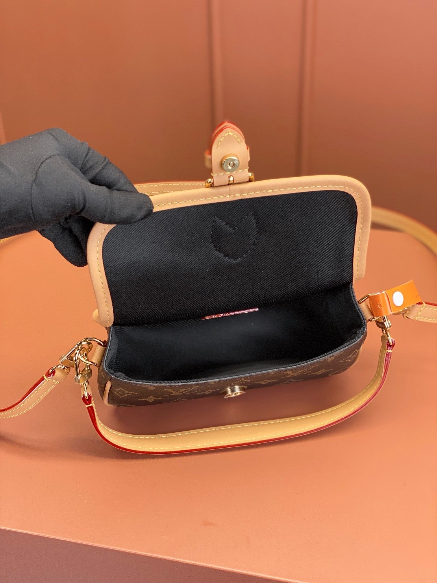 Louis Vuitton women's bags 129