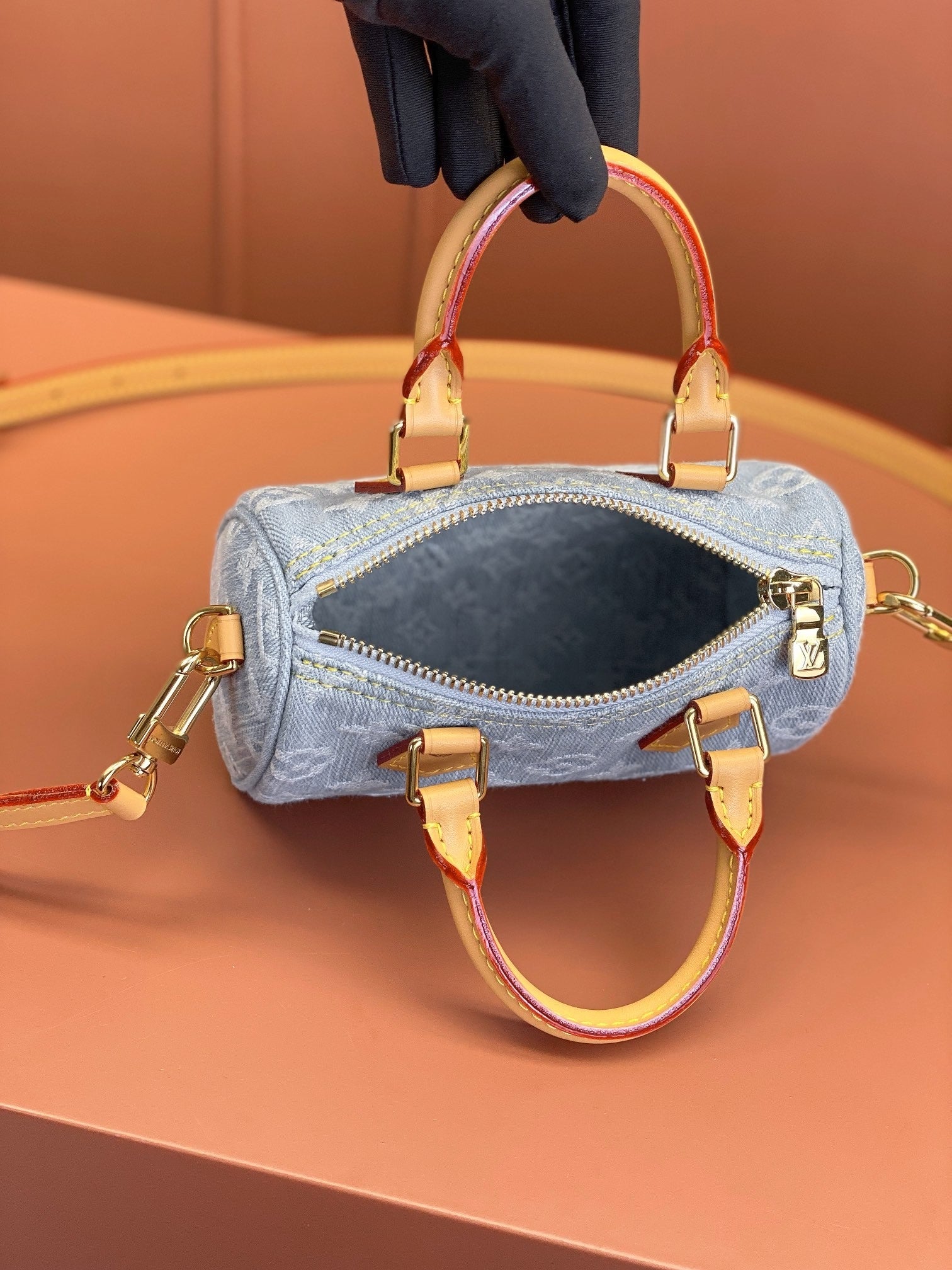 Louis Vuitton women's bags 132