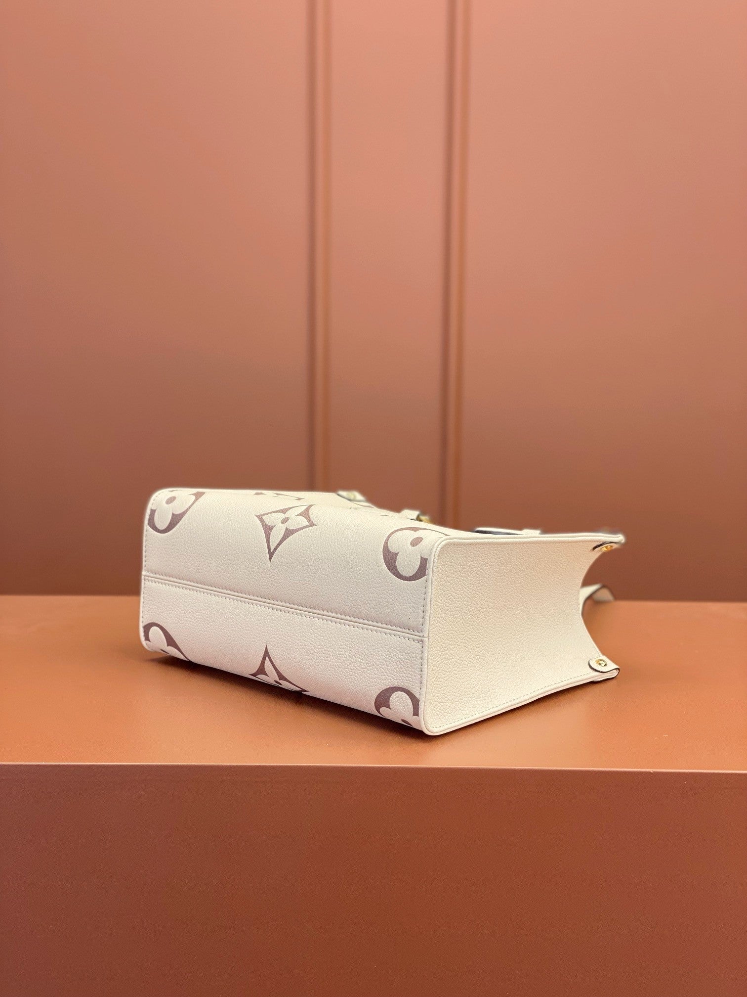 Louis Vuitton women's bags 136