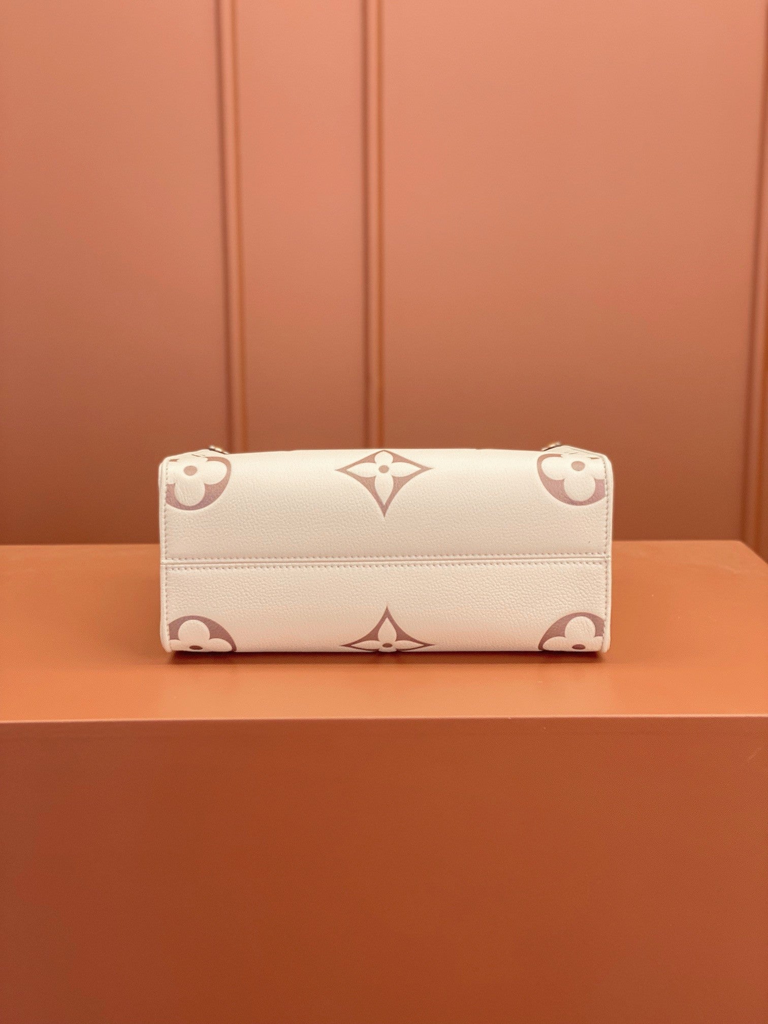 Louis Vuitton women's bags 136