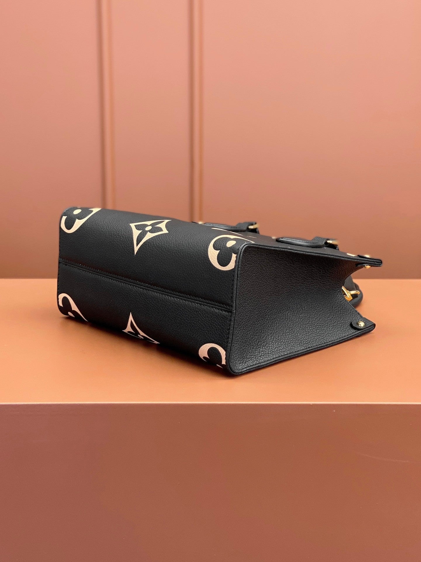 Louis Vuitton women's bags 137