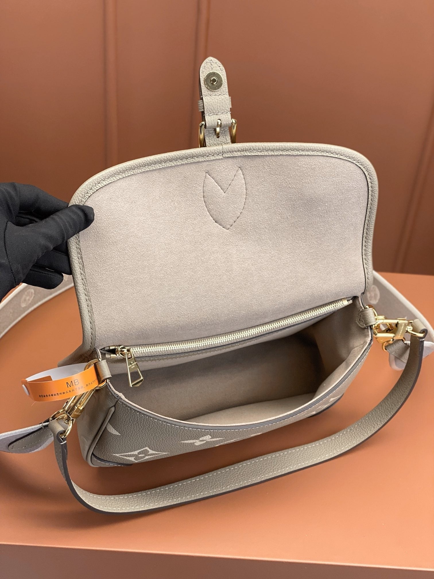 Louis Vuitton women's bags 140
