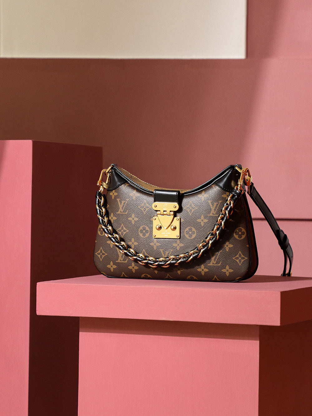 Louis Vuitton women's bags 141