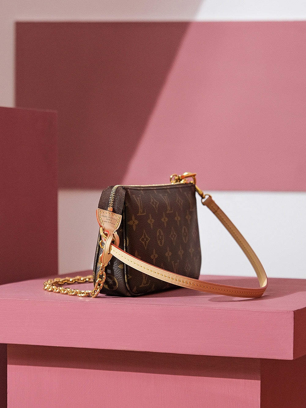 Louis Vuitton women's bags 142