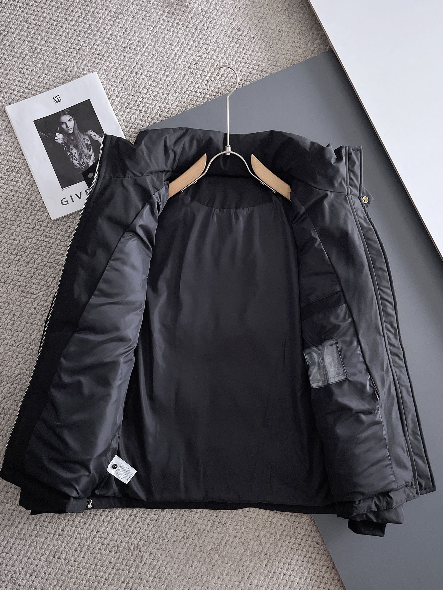 PRADA 2024 FW Premium Goose Down Jacket | Colorblock Design | Unisex | M–3XL