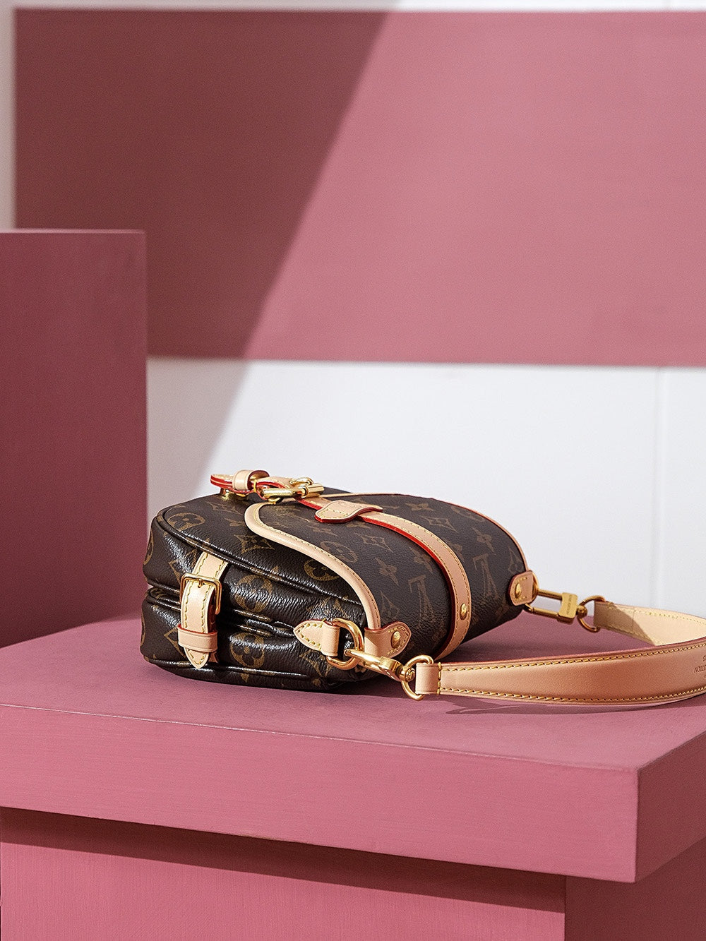 Louis Vuitton women's bags 143