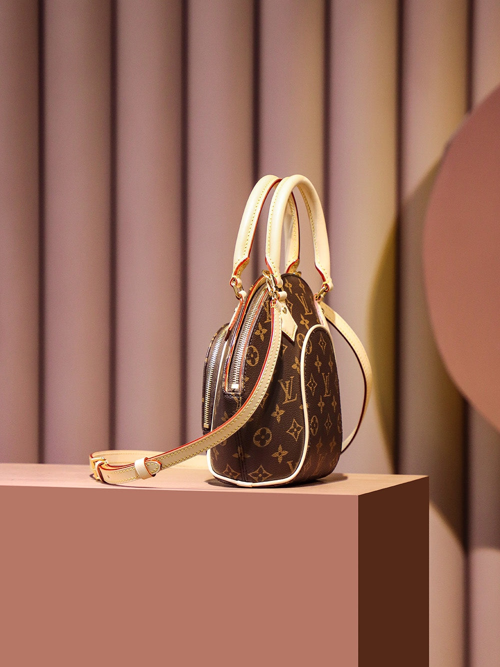Louis Vuitton women's bags 147