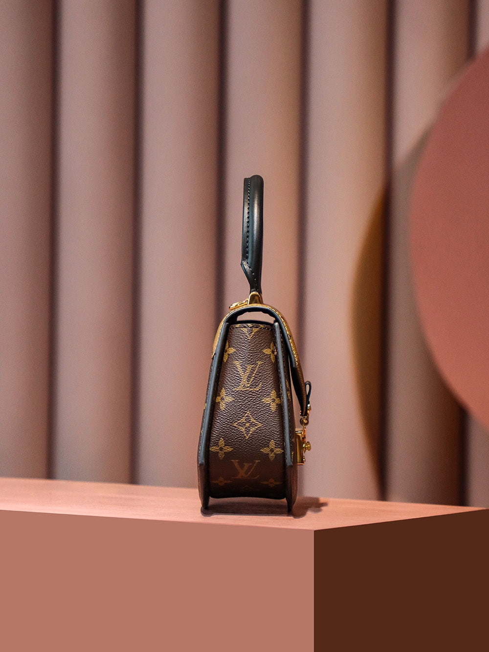 Louis Vuitton women's bags 148