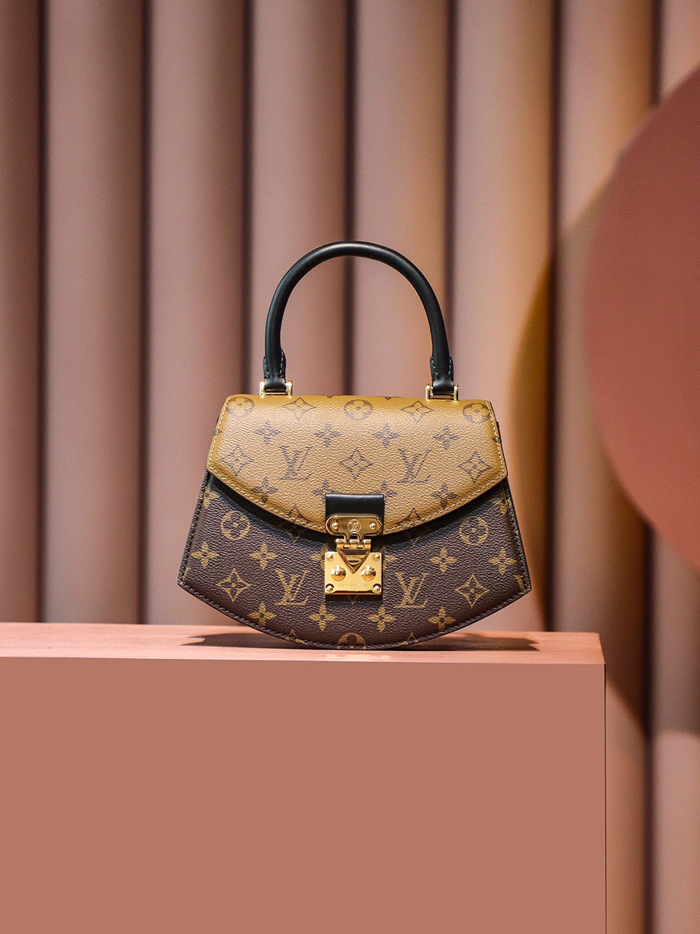 Louis Vuitton women's bags 148