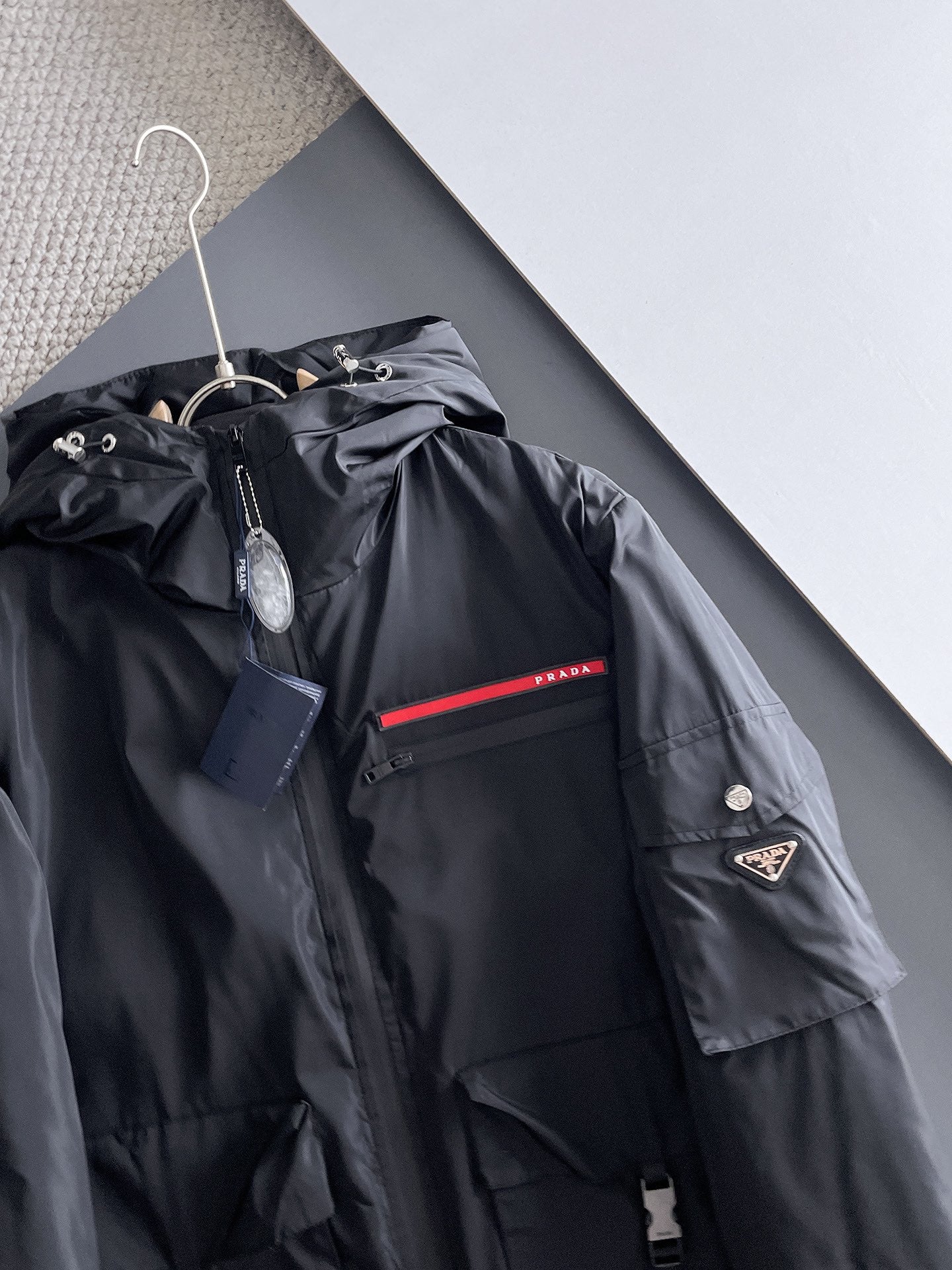 PRADA 2024 FW Premium Goose Down Jacket | Colorblock Design | Unisex | M–3XL
