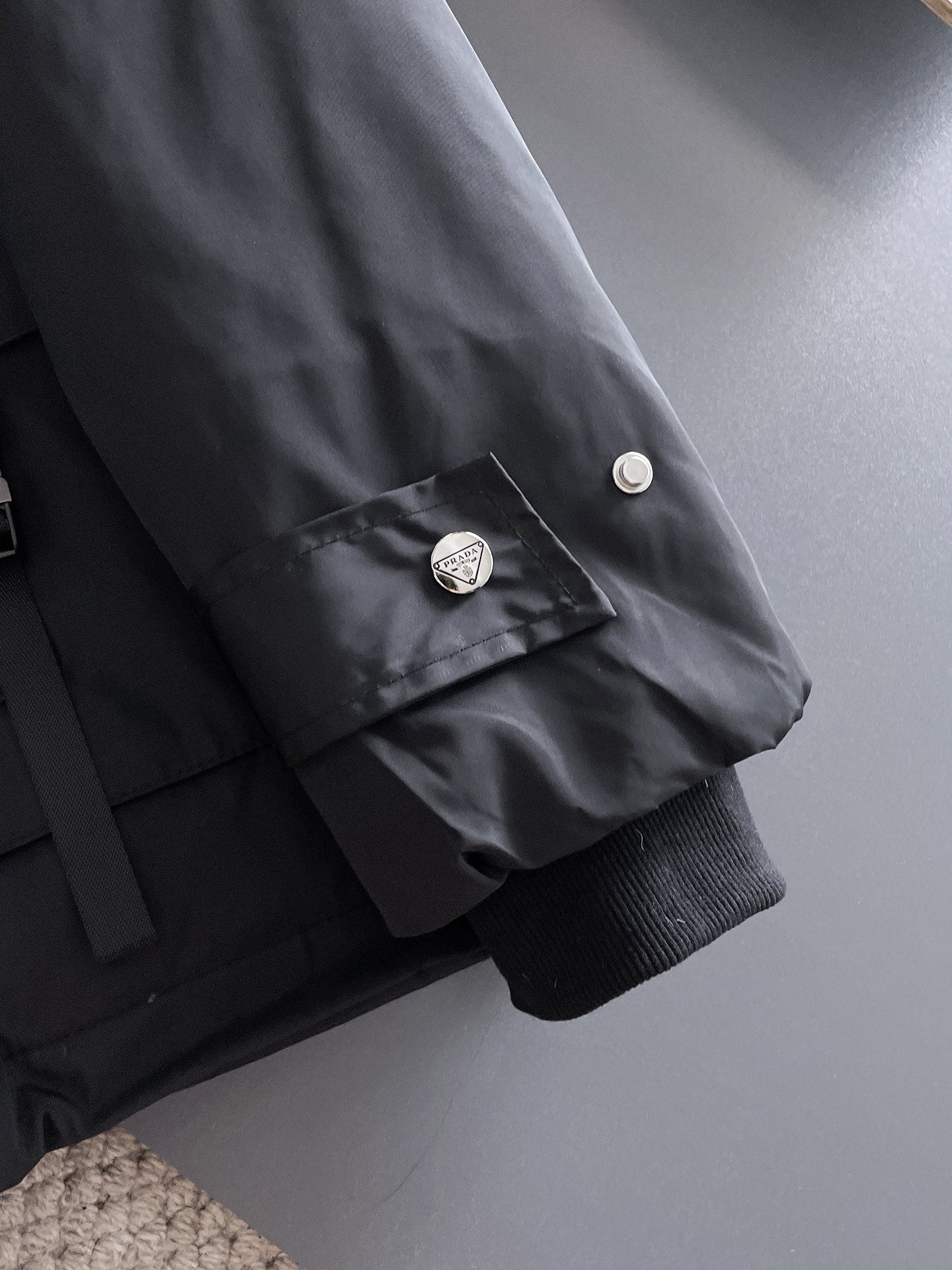 PRADA 2024 FW Premium Goose Down Jacket | Colorblock Design | Unisex | M–3XL