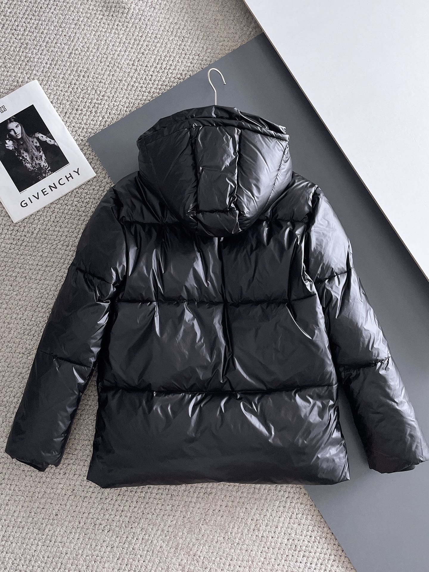 PRADA 2024 FW Premium Goose Down Jacket | Colorblock Design | Unisex | M–3XL