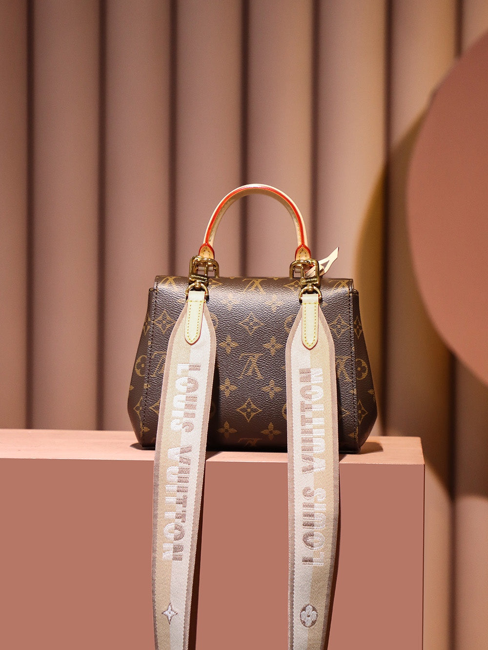 Louis Vuitton women's bags 149