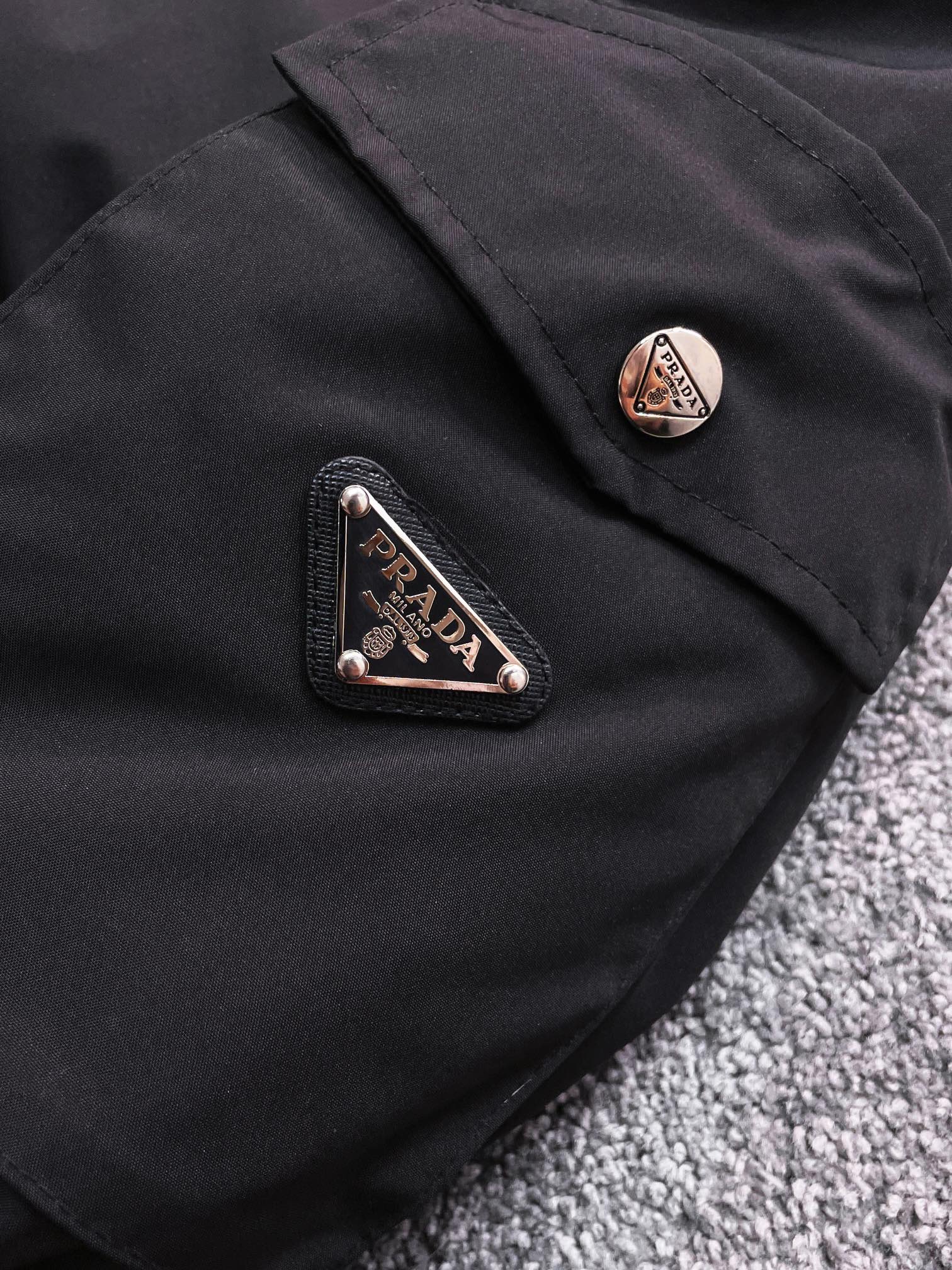 PRADA 2024 FW Premium Goose Down Jacket | Colorblock Design | Unisex | M–3XL