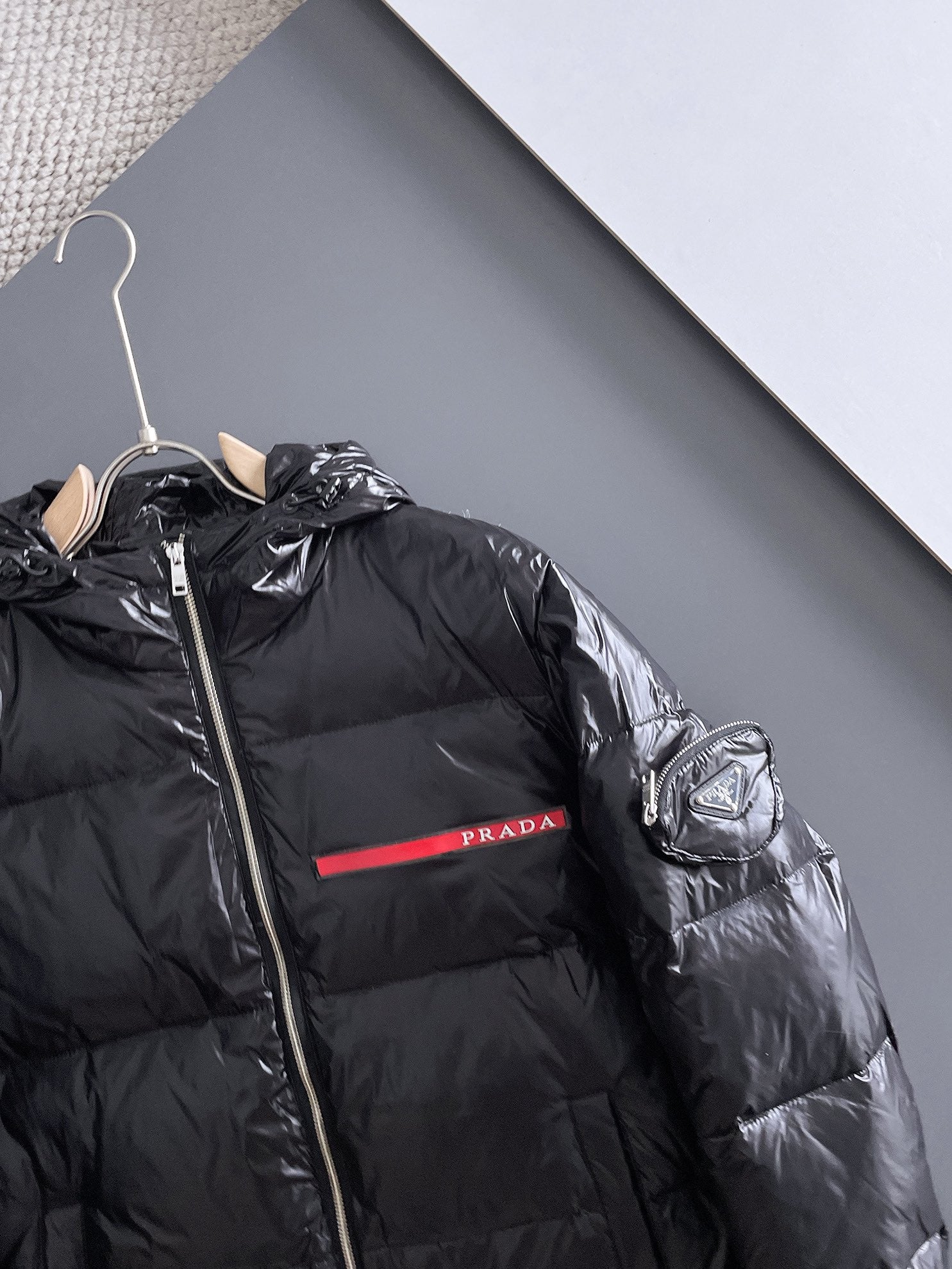 PRADA 2024 FW Premium Goose Down Jacket | Colorblock Design | Unisex | M–3XL
