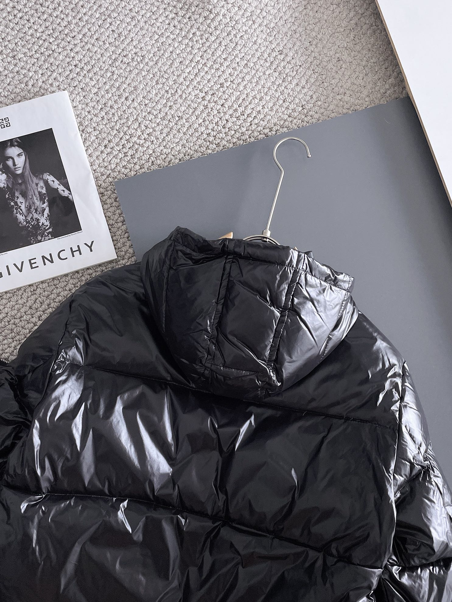 PRADA 2024 FW Premium Goose Down Jacket | Colorblock Design | Unisex | M–3XL