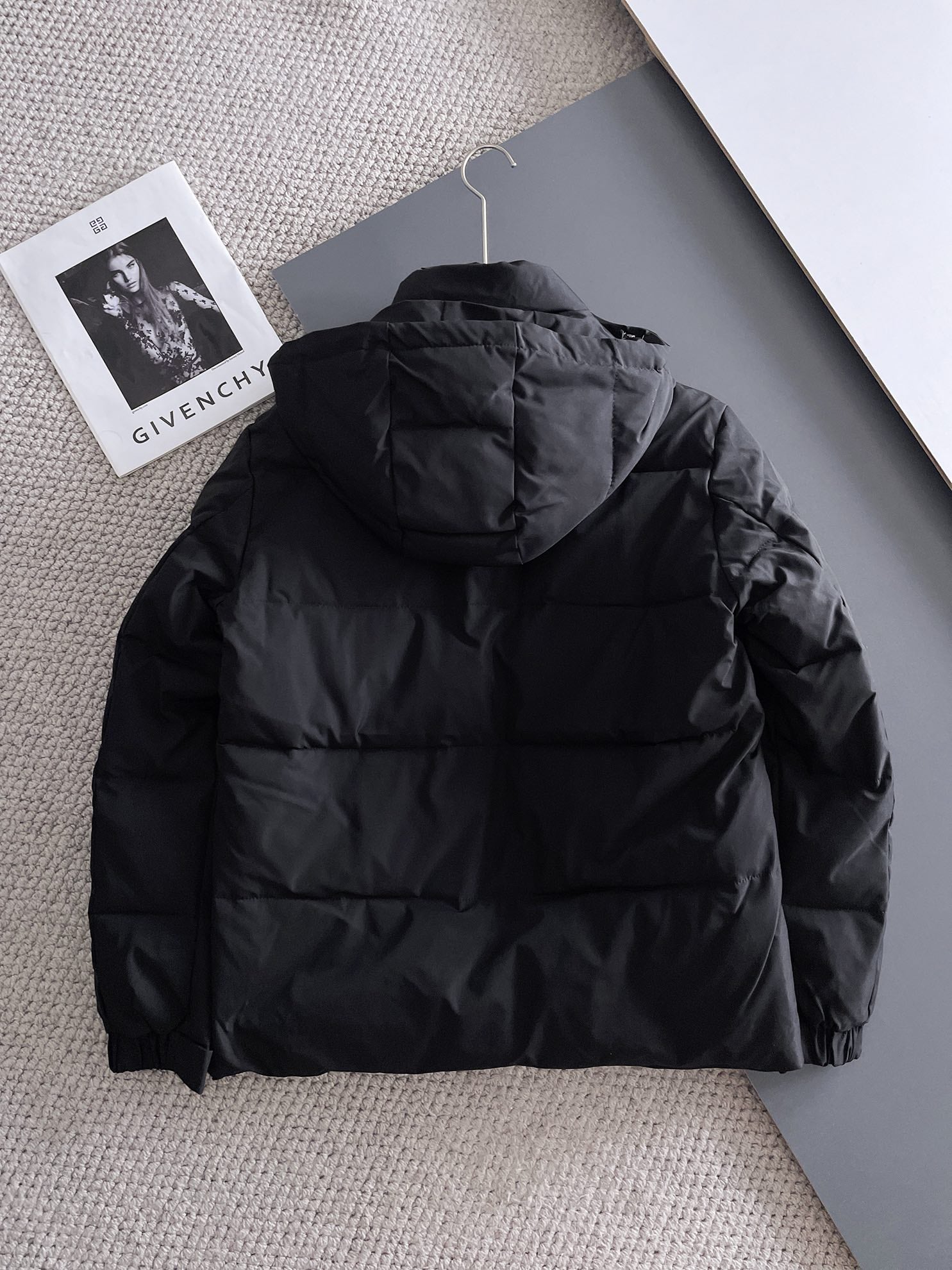 PRADA 2024 FW Premium Goose Down Jacket | Colorblock Design | Unisex | M–3XL
