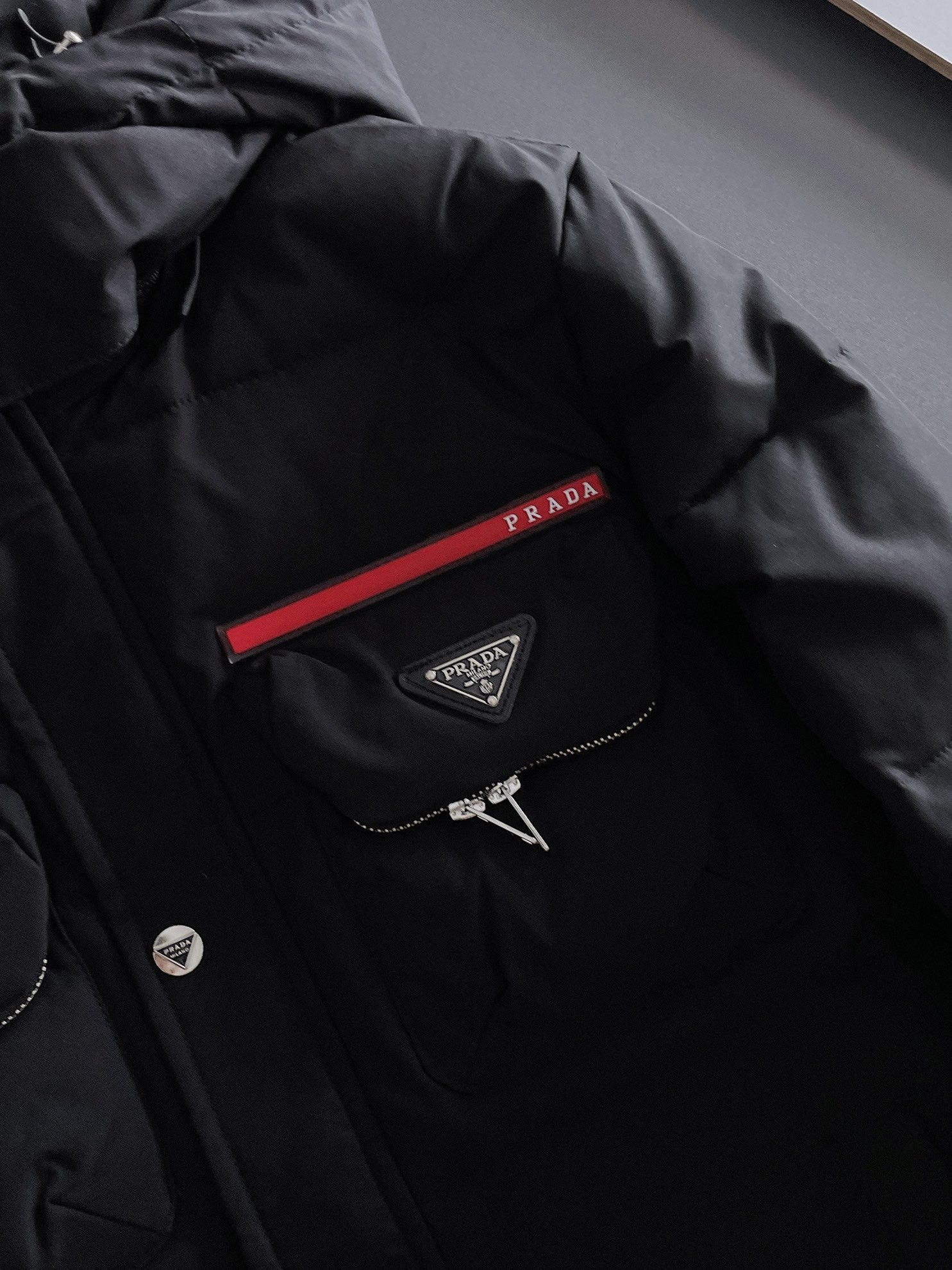 PRADA 2024 FW Premium Goose Down Jacket | Colorblock Design | Unisex | M–3XL