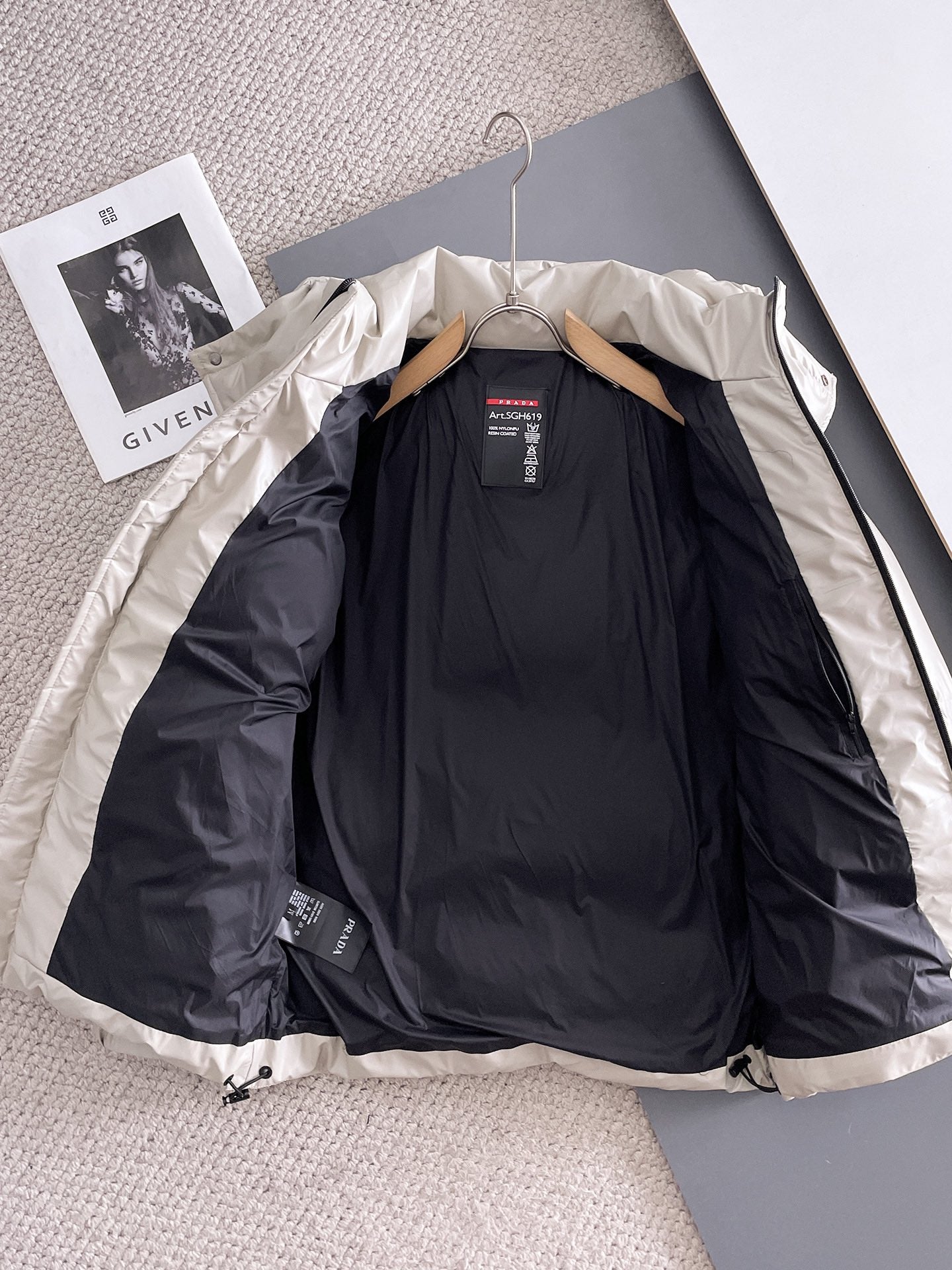 PRADA 2024 FW Premium Goose Down Jacket | Colorblock Design | Unisex | M–3XL