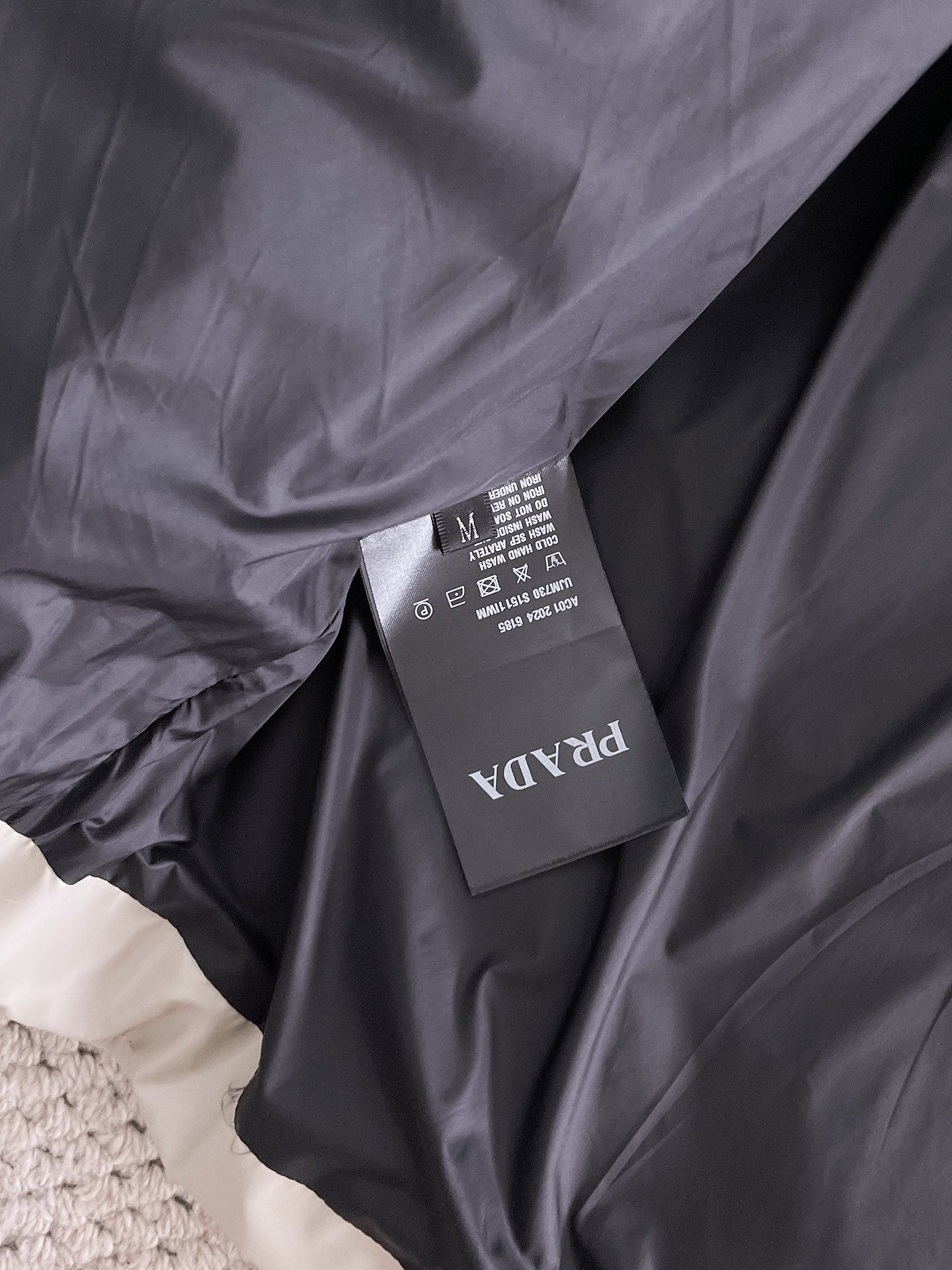 PRADA 2024 FW Premium Goose Down Jacket | Colorblock Design | Unisex | M–3XL