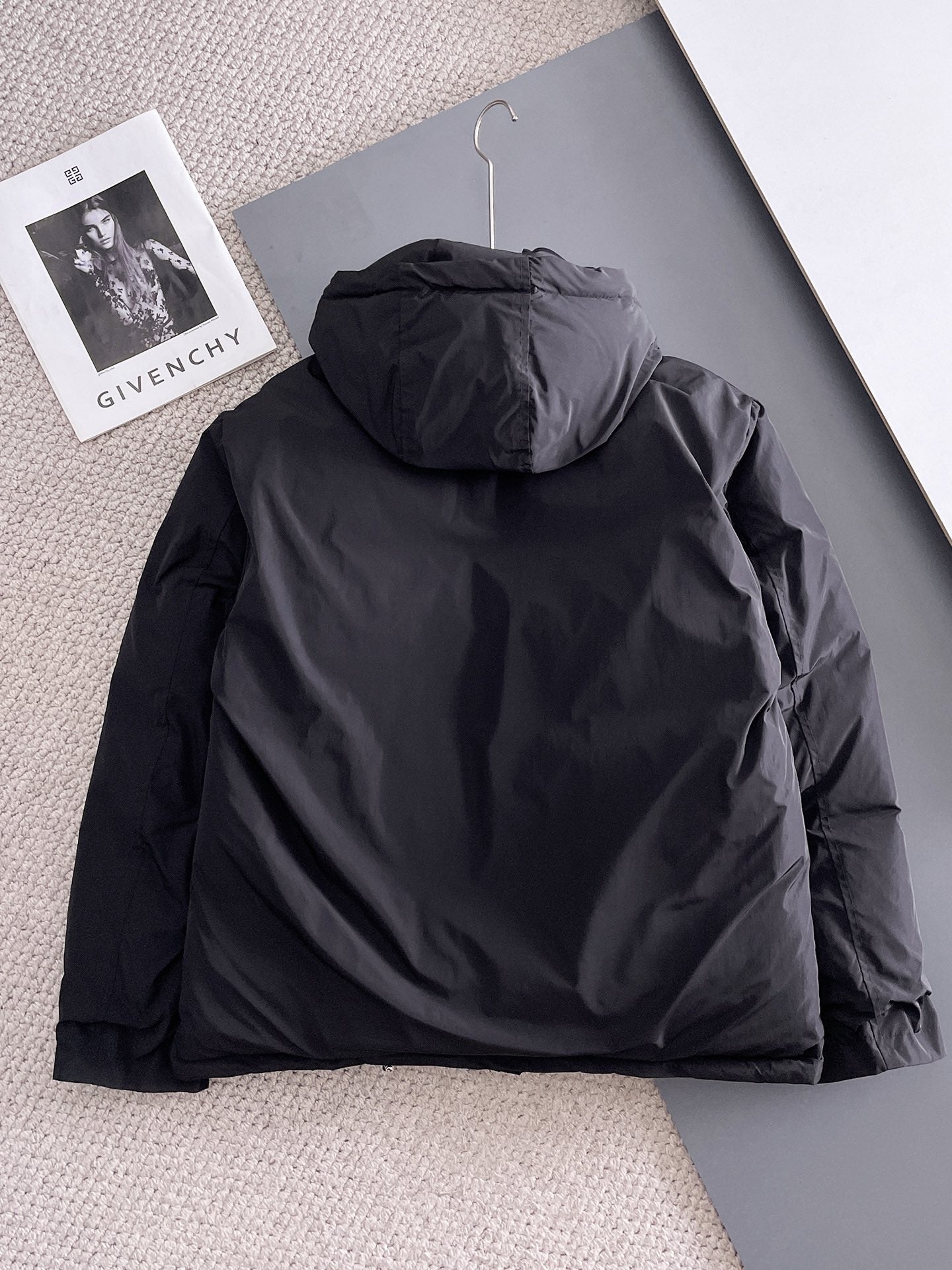 PRADA 2024 FW Premium Goose Down Jacket | Colorblock Design | Unisex | M–3XL