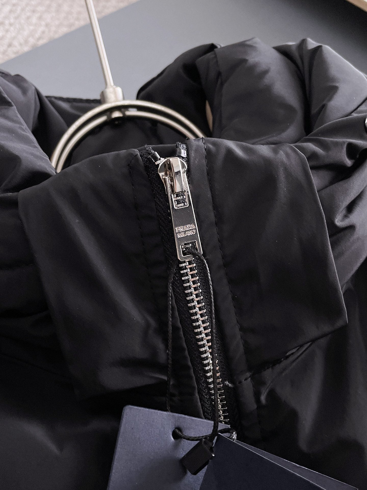 PRADA 2024 FW Premium Goose Down Jacket | Colorblock Design | Unisex | M–3XL