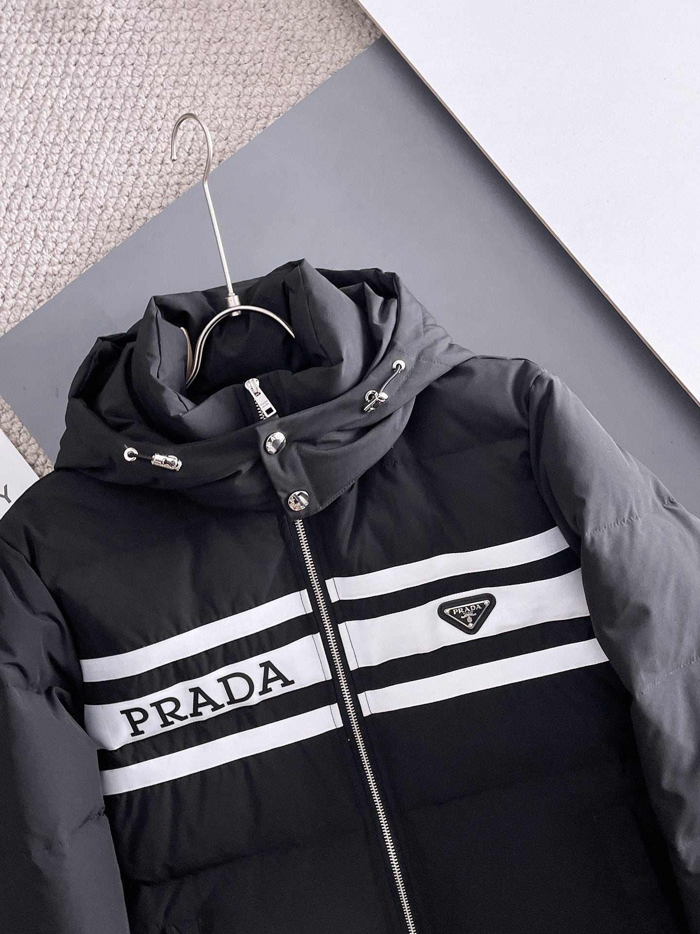 PRADA 2024 FW Premium Goose Down Jacket | Colorblock Design | Unisex | M–3XL