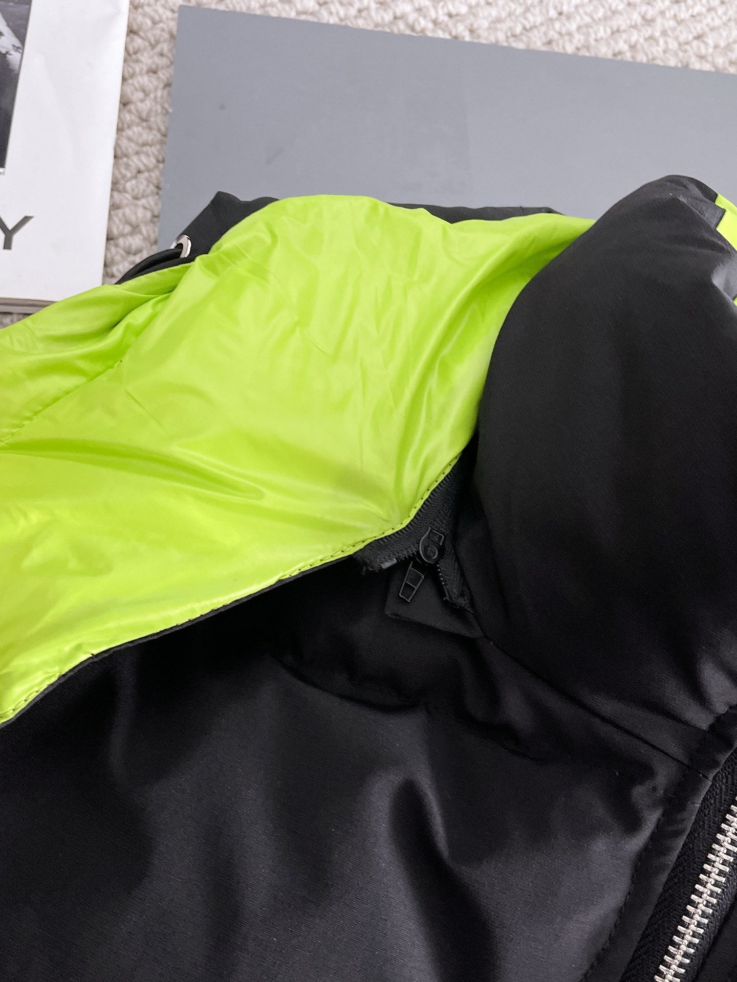 PRADA 2024 FW Premium Goose Down Jacket | Colorblock Design | Unisex | M–3XL